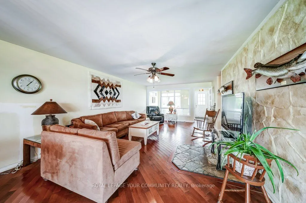 130 Moores Beach Road
