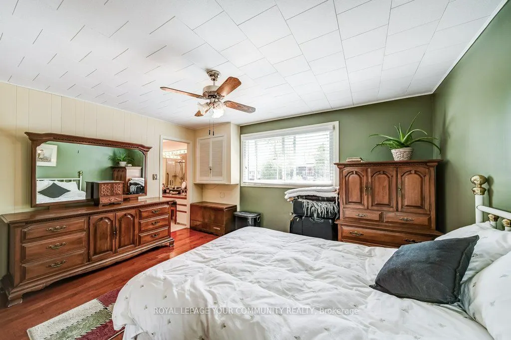130 Moores Beach Road