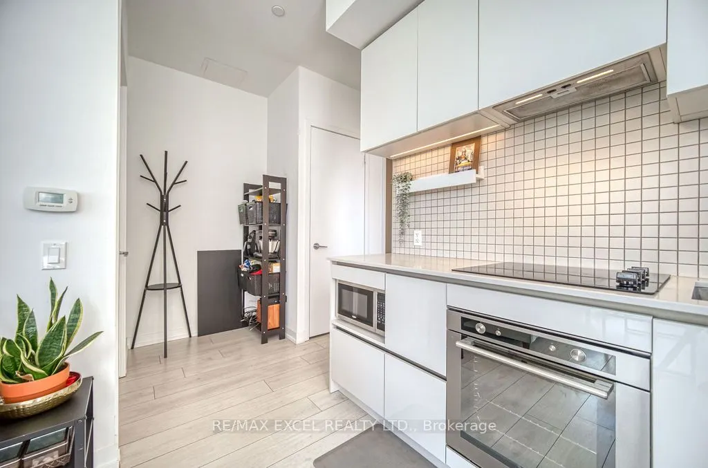 898 Portage Parkway, #2803