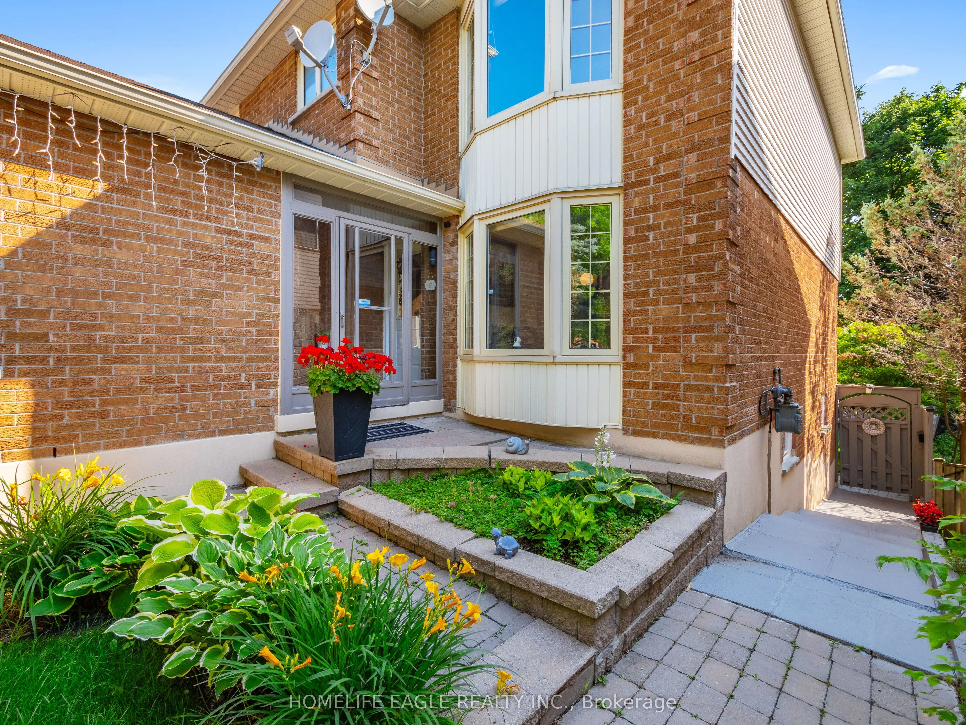 30 Moffat Crescent