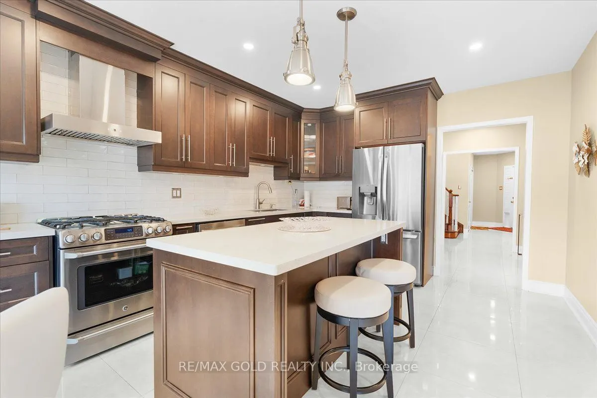 9 Red Rock Drive