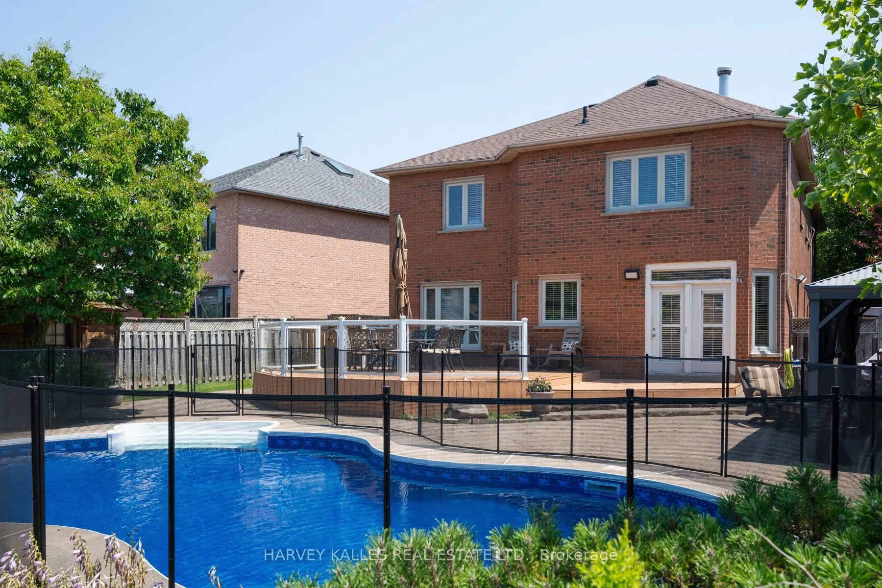 12 Alta Vista Court