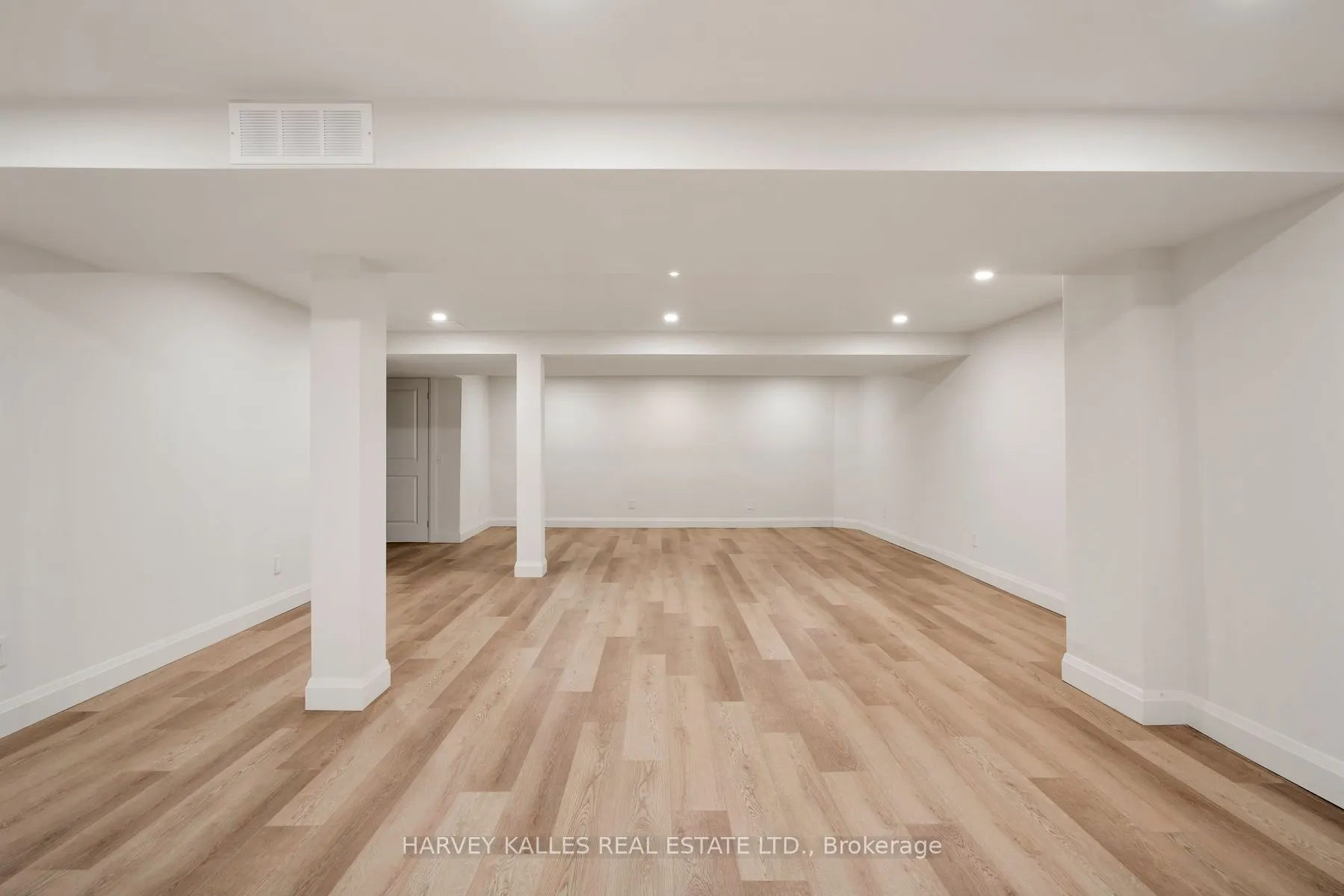 12 Alta Vista Court