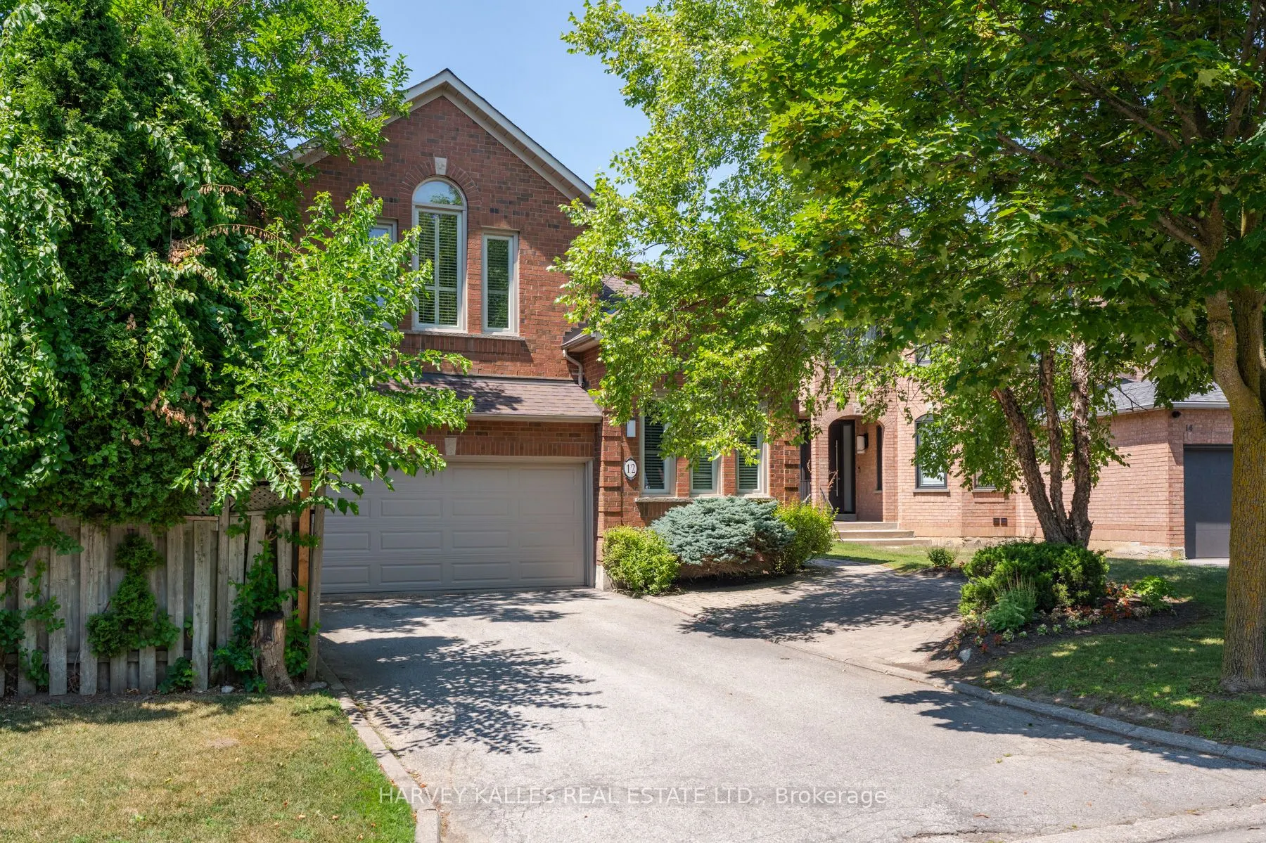 12 Alta Vista Court