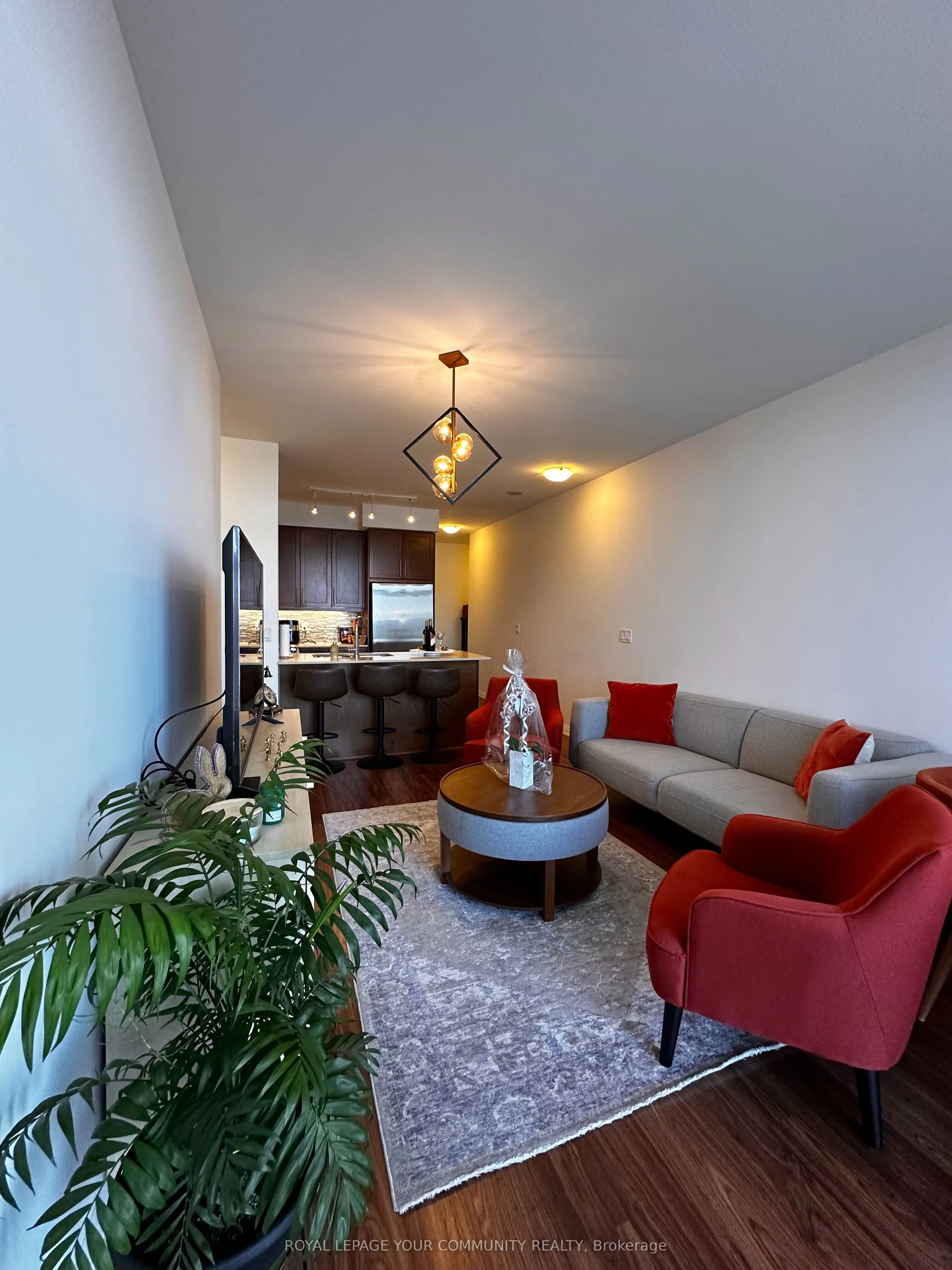 65 Oneida Crescent, #1008