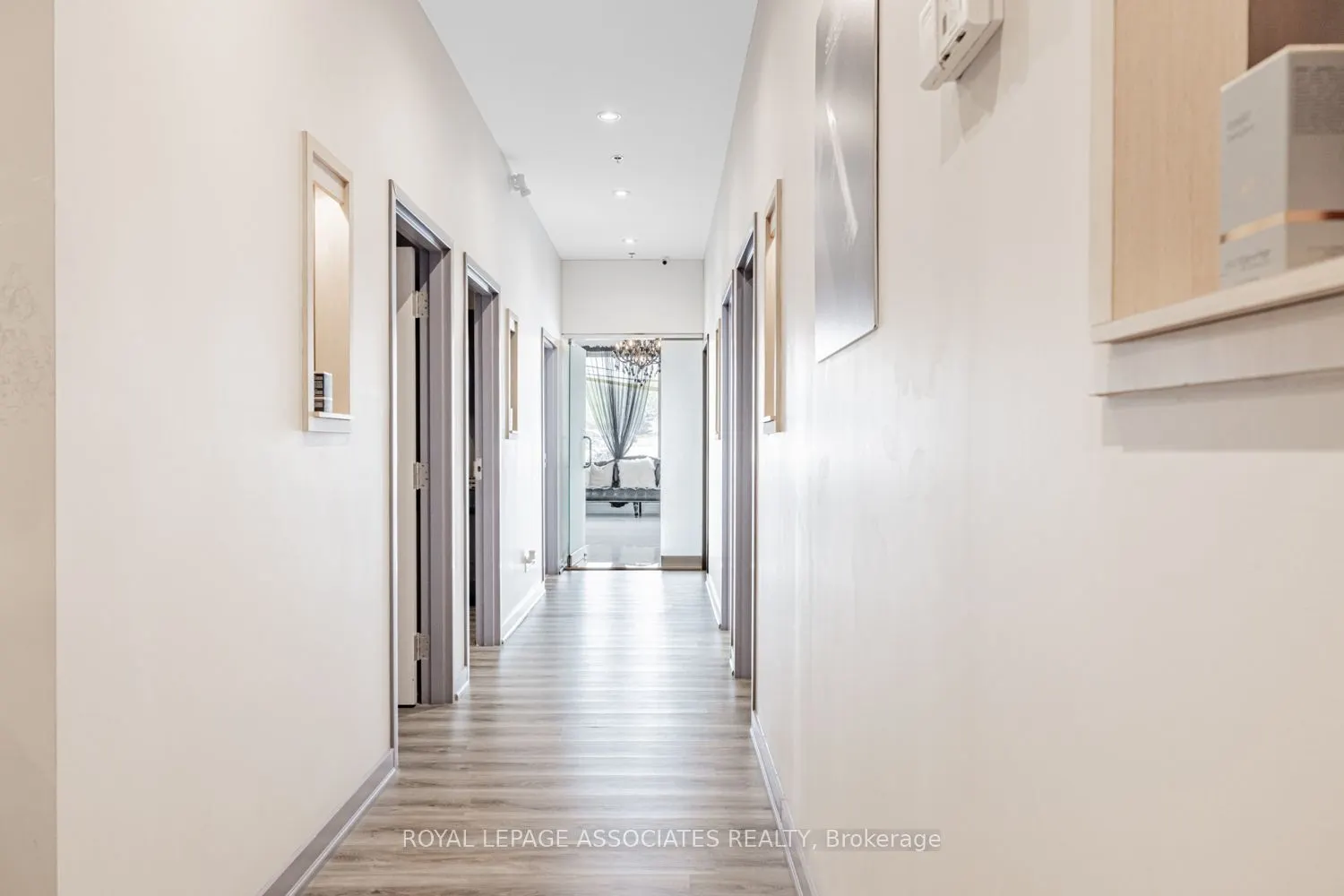 1390 Major Makenzie Drive E, #4A