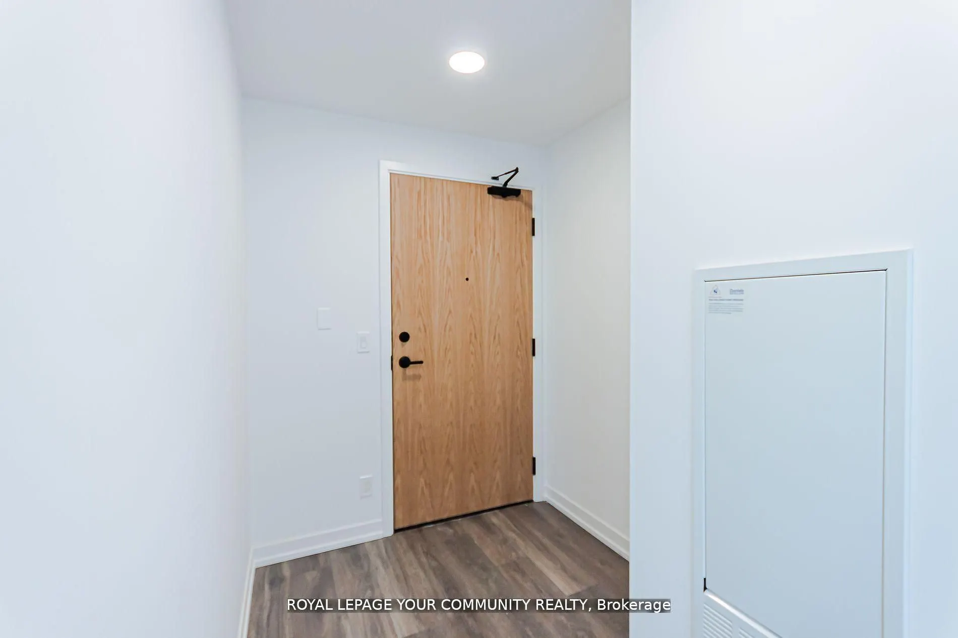 8 Beverley Glen Boulevard, #C711