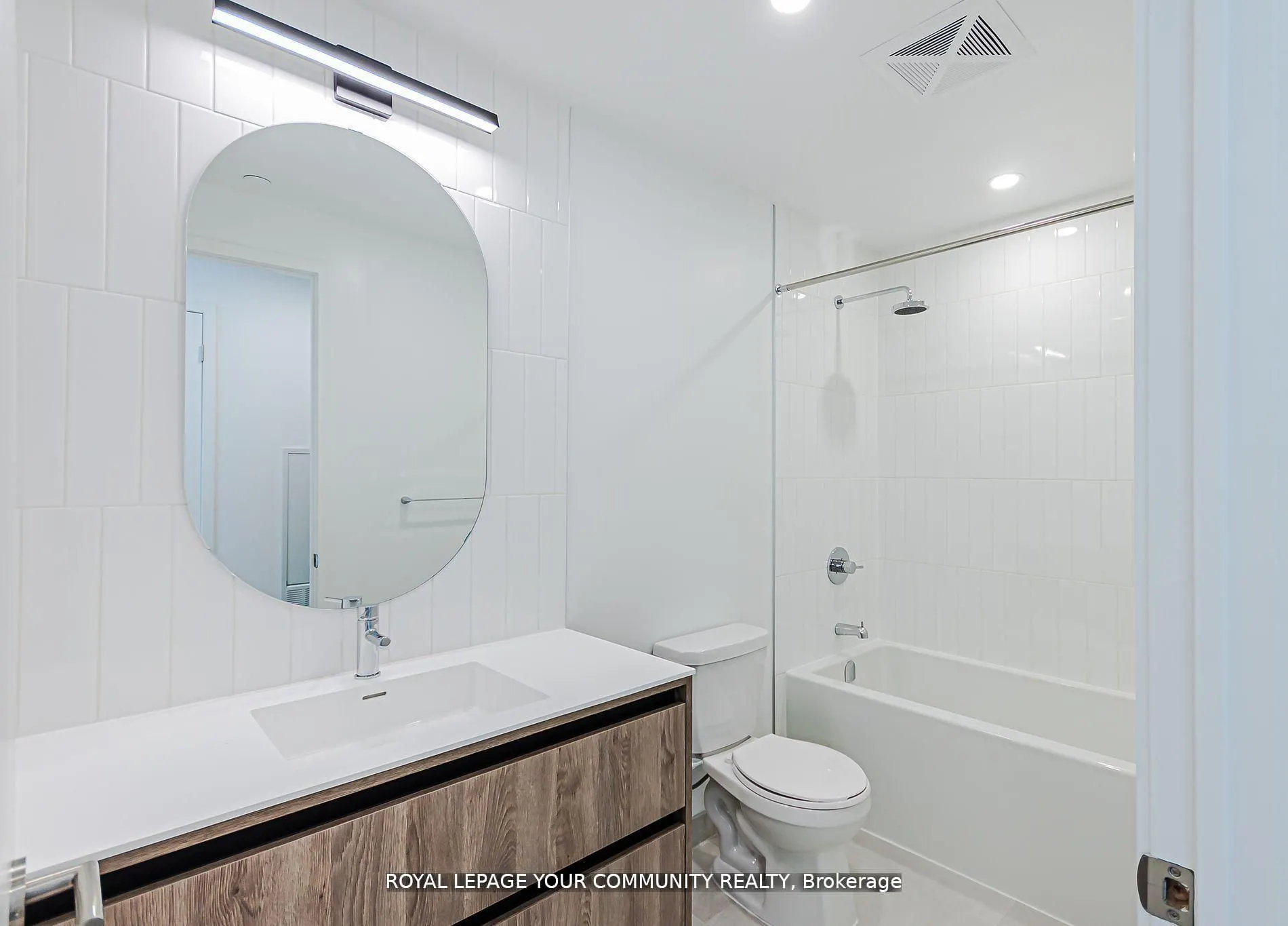 8 Beverley Glen Boulevard, #C711