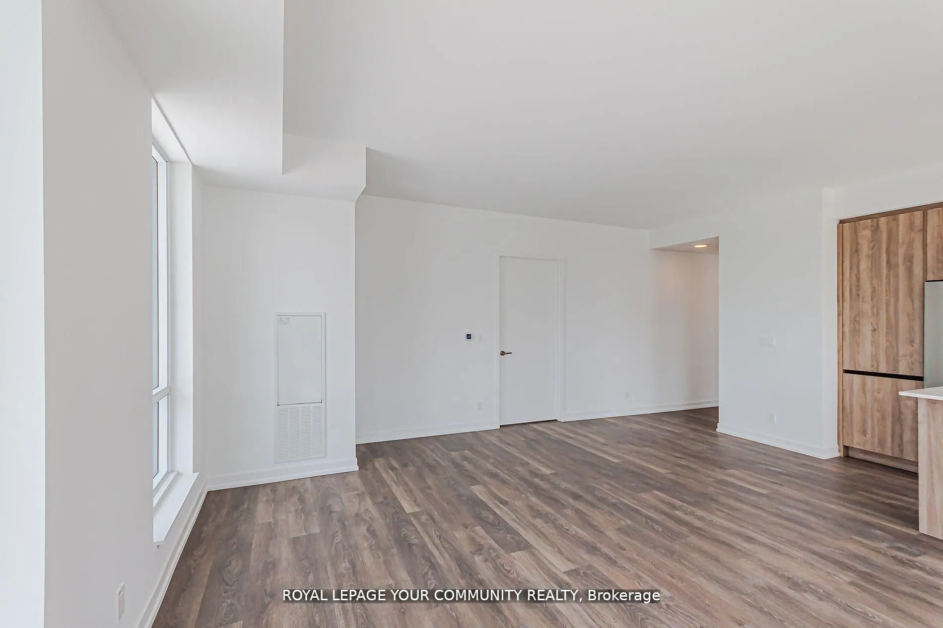 8 Beverley Glen Boulevard, #C711