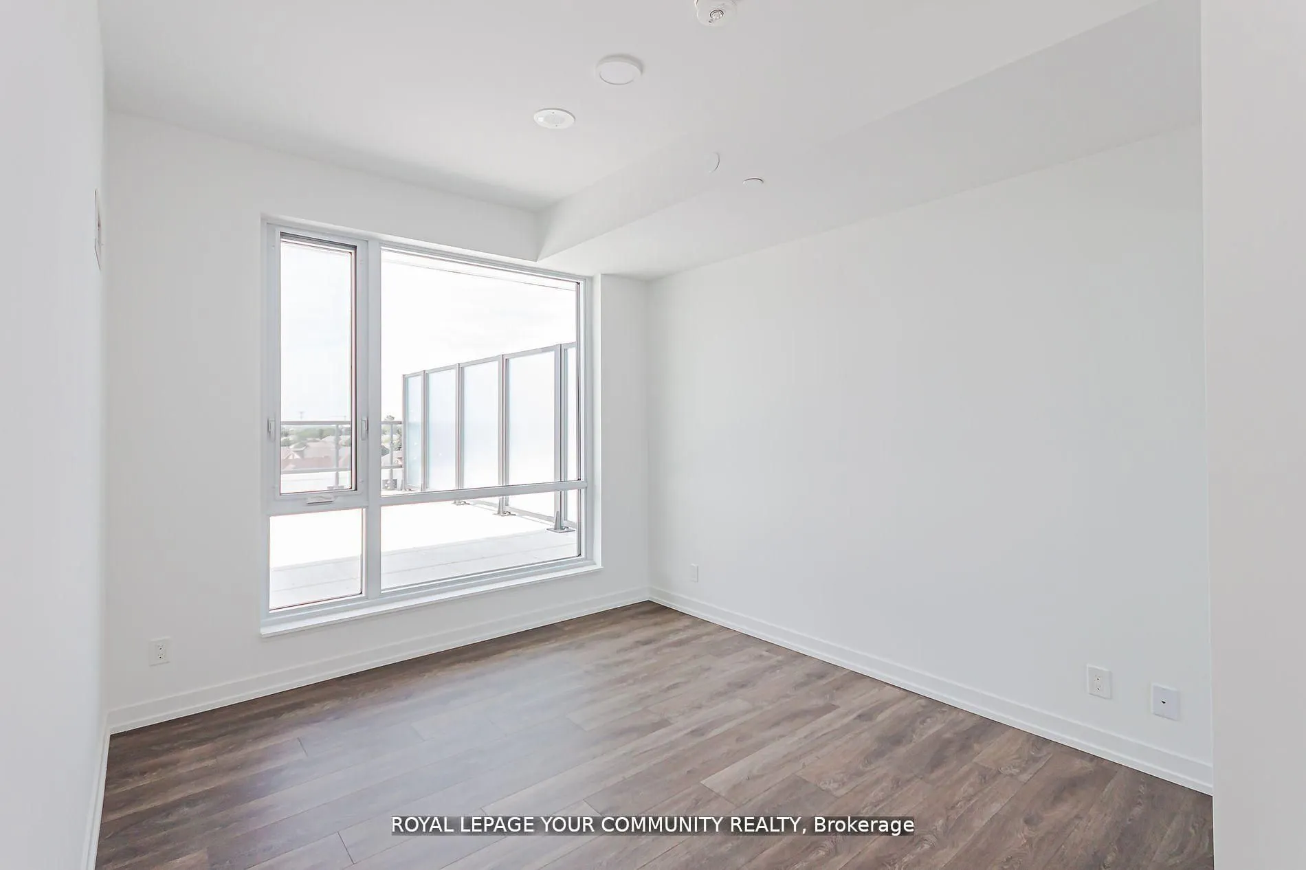 8 Beverley Glen Boulevard, #C711