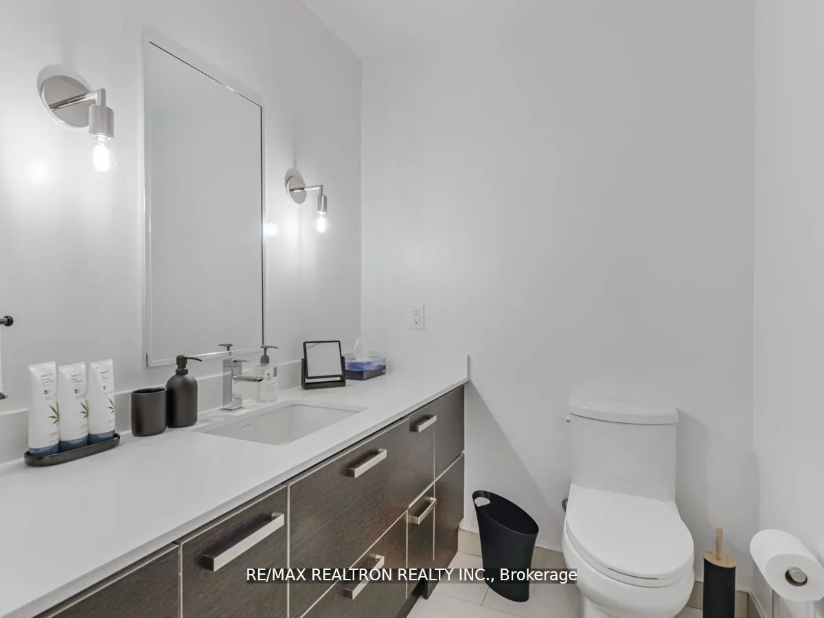 261 Broward Way, #52