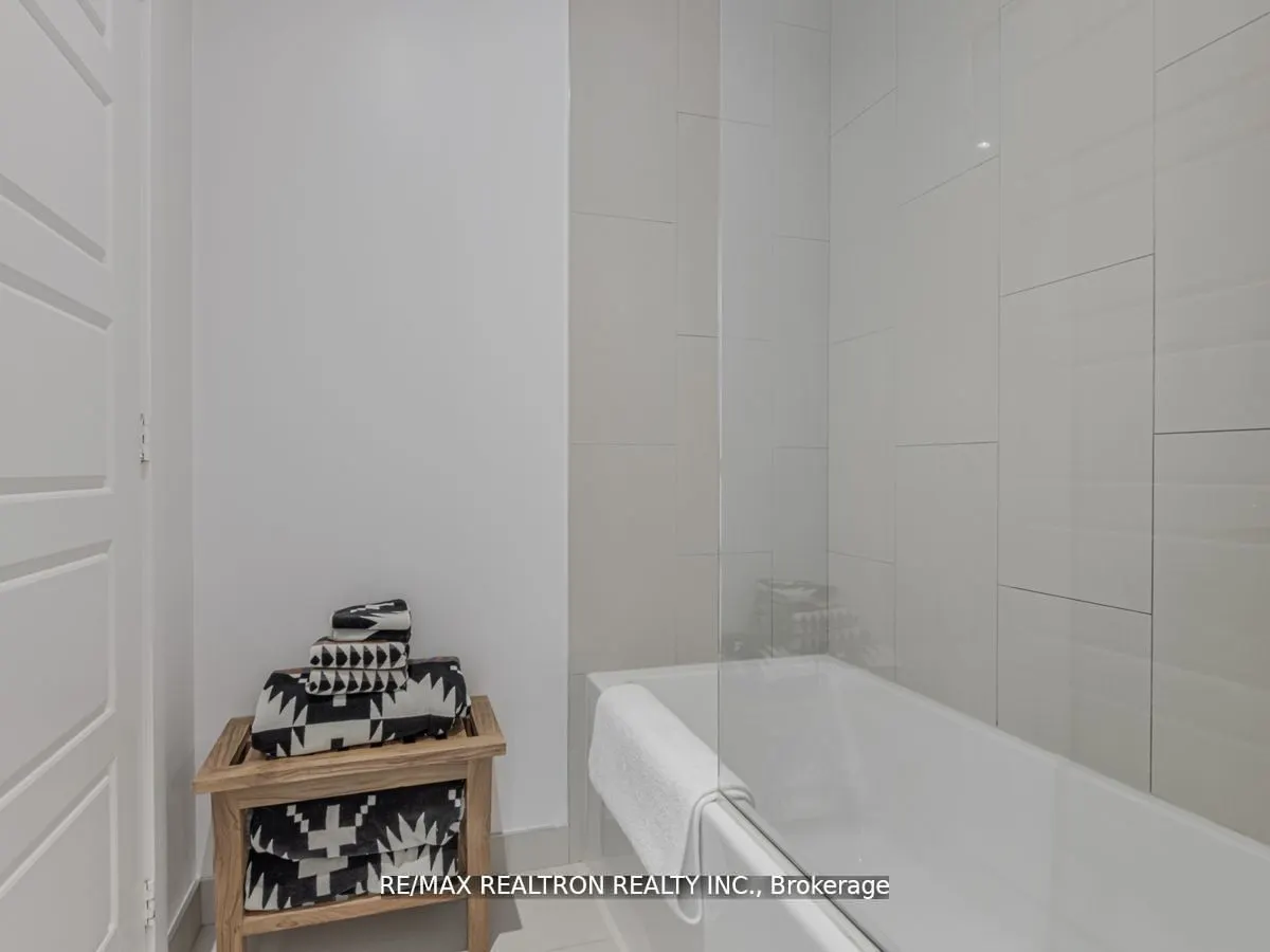 261 Broward Way, #52