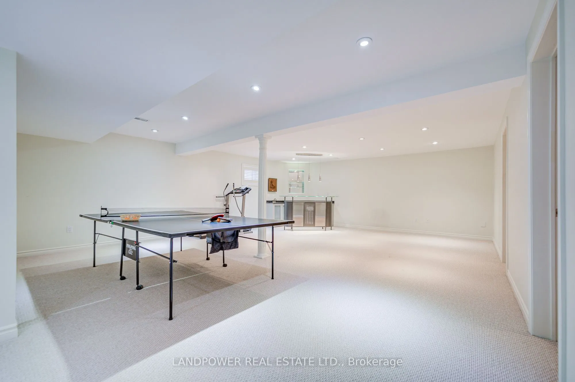 77 Burndenford Crescent