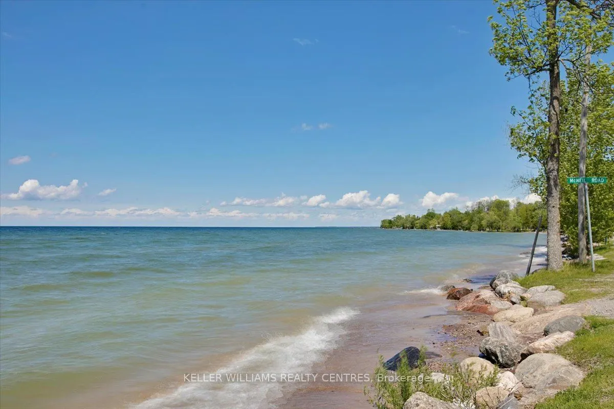 147 Lake Drive E