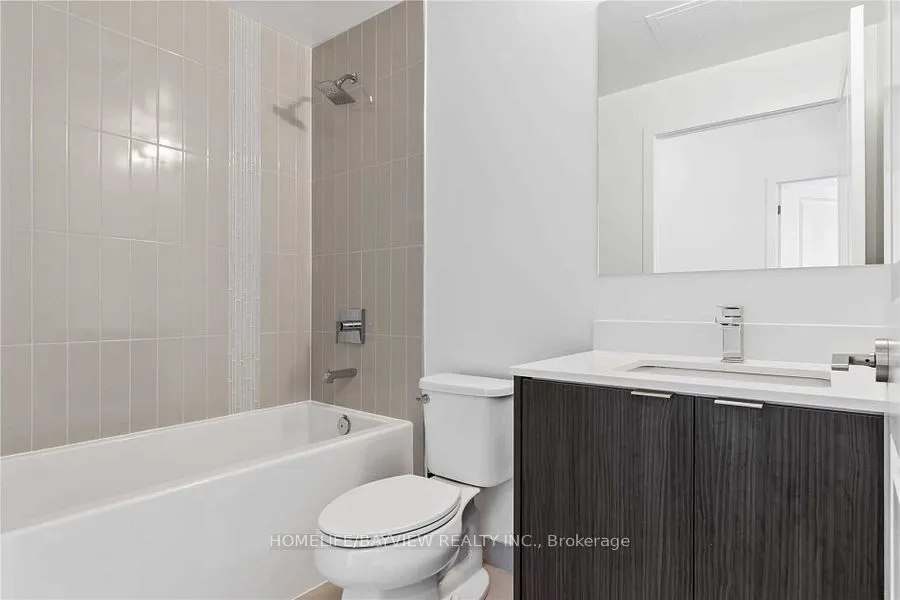 100 Eagle Rock Way, #821