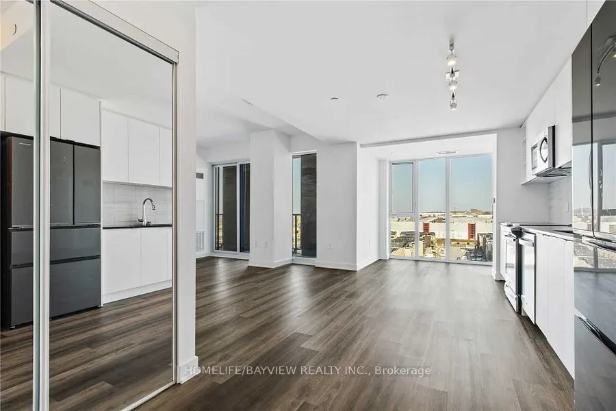 100 Eagle Rock Way, #821