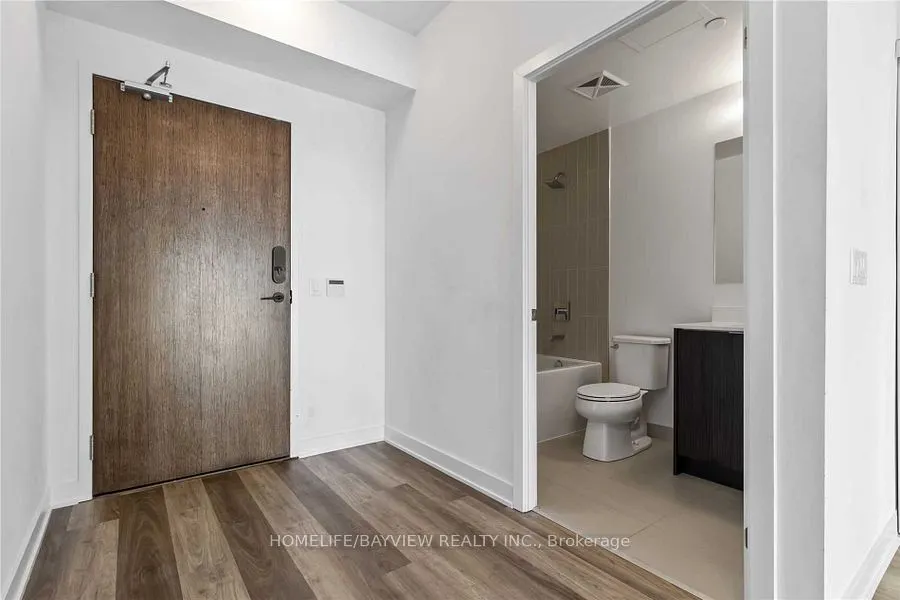 100 Eagle Rock Way, #821