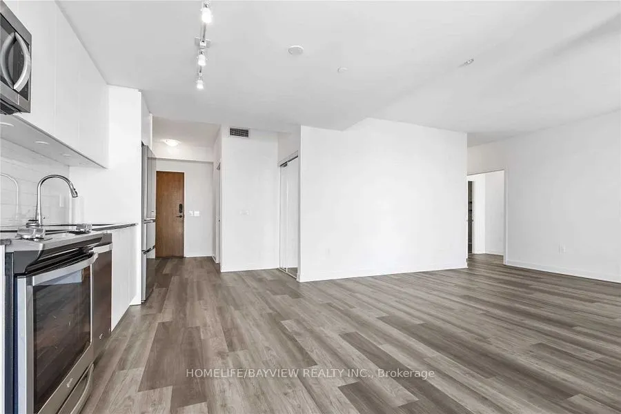 100 Eagle Rock Way, #821