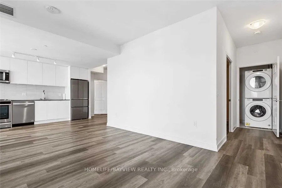 100 Eagle Rock Way, #821