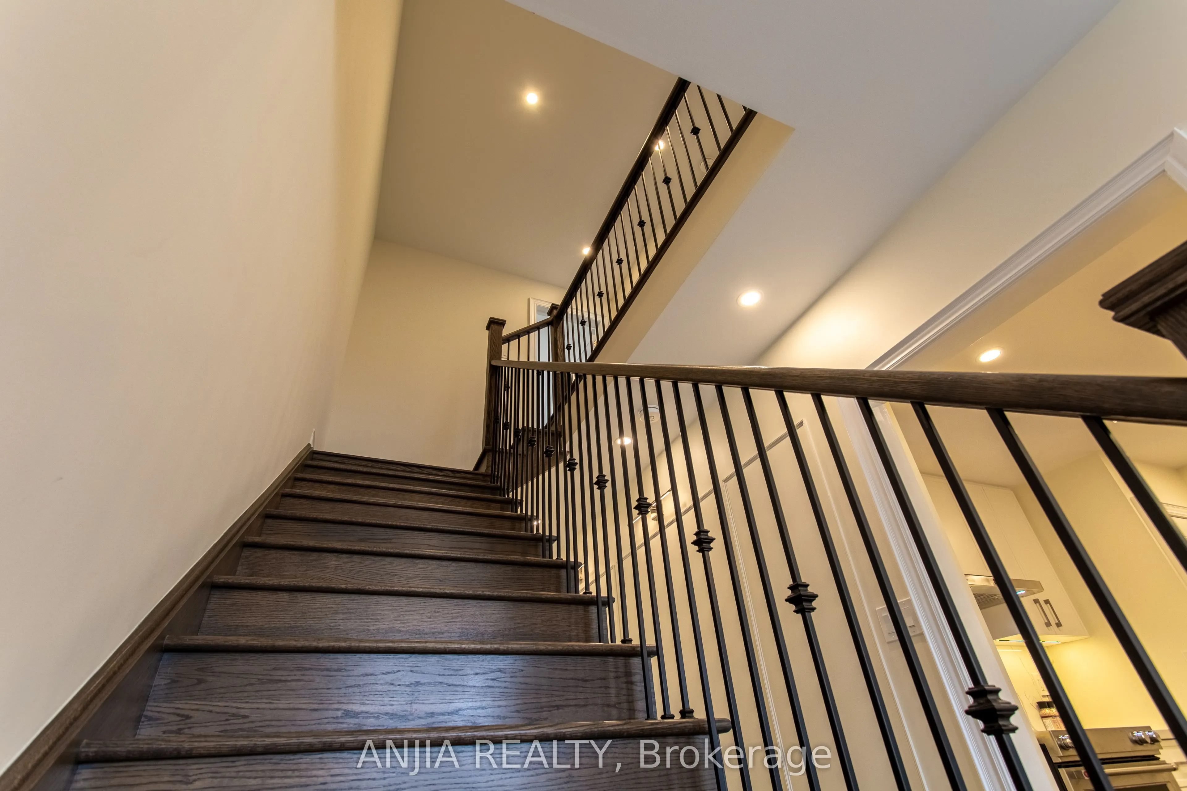 9 MACE Avenue
