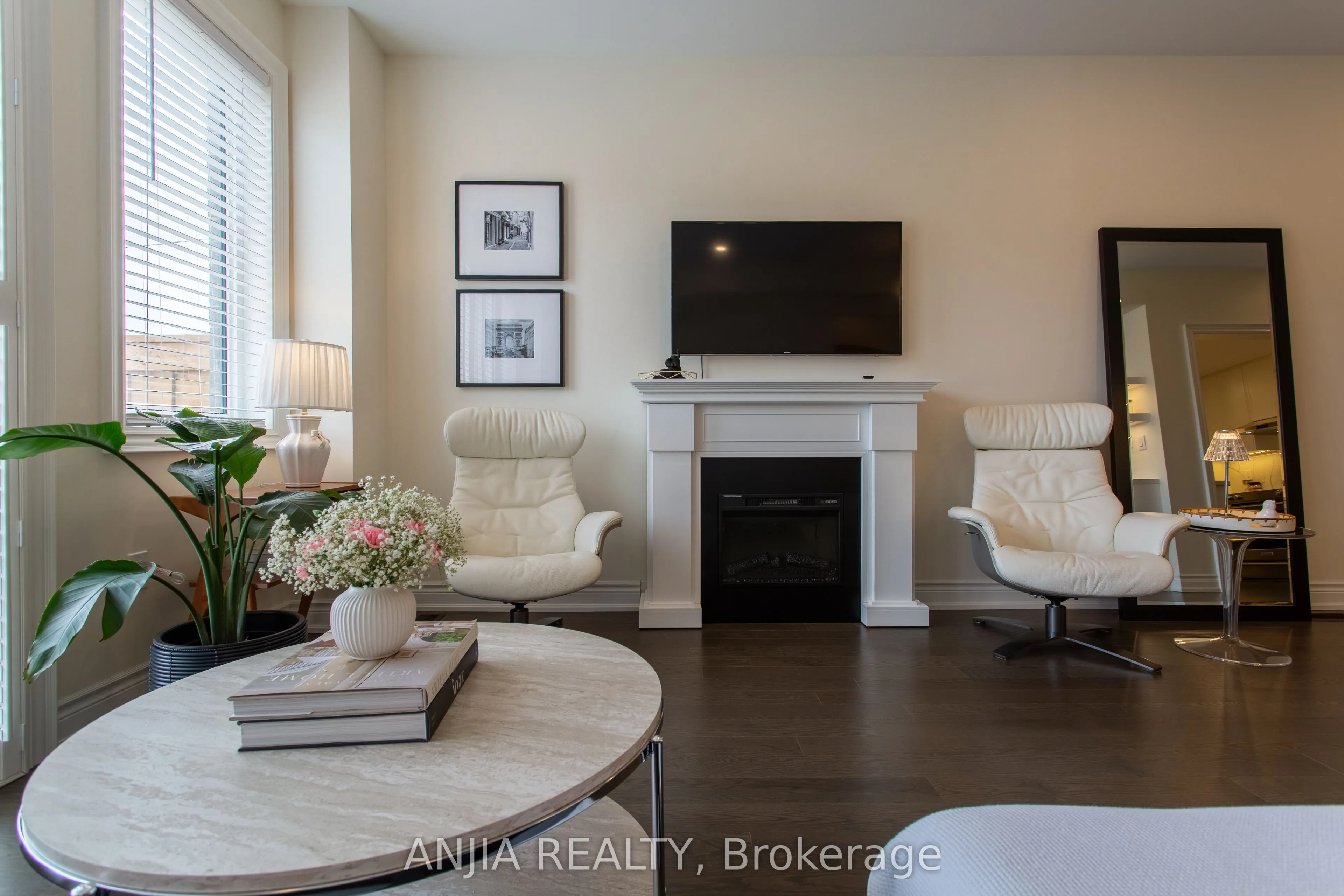 9 MACE Avenue