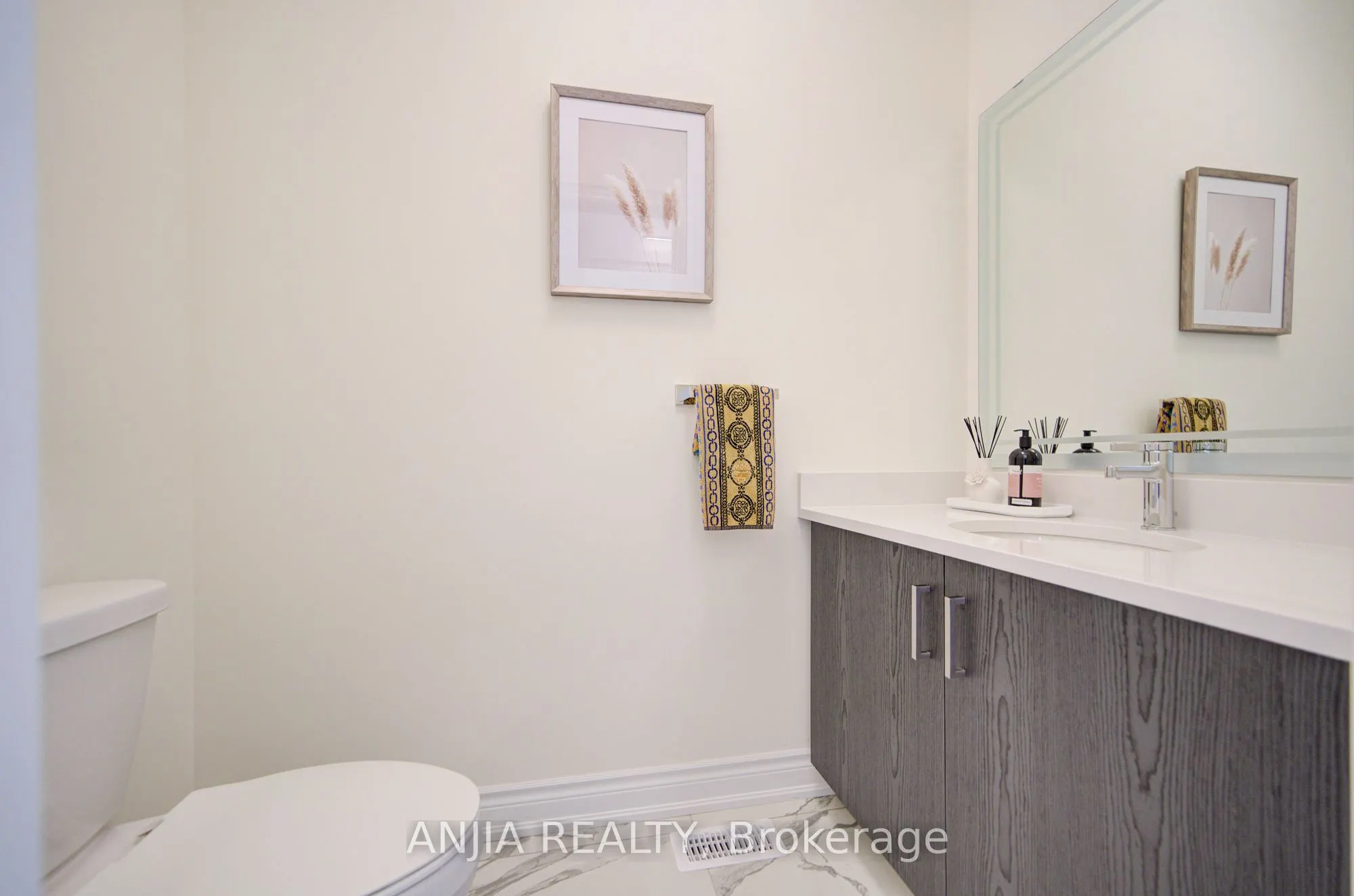 9 MACE Avenue