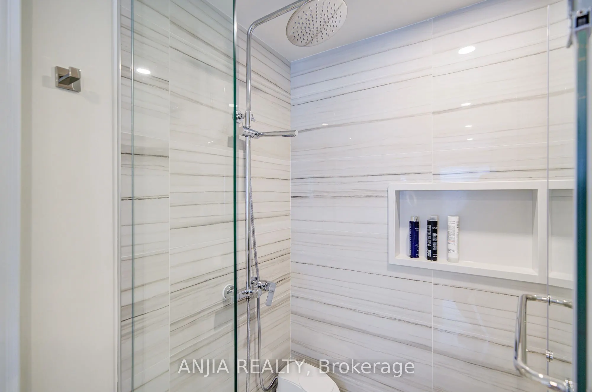 9 MACE Avenue
