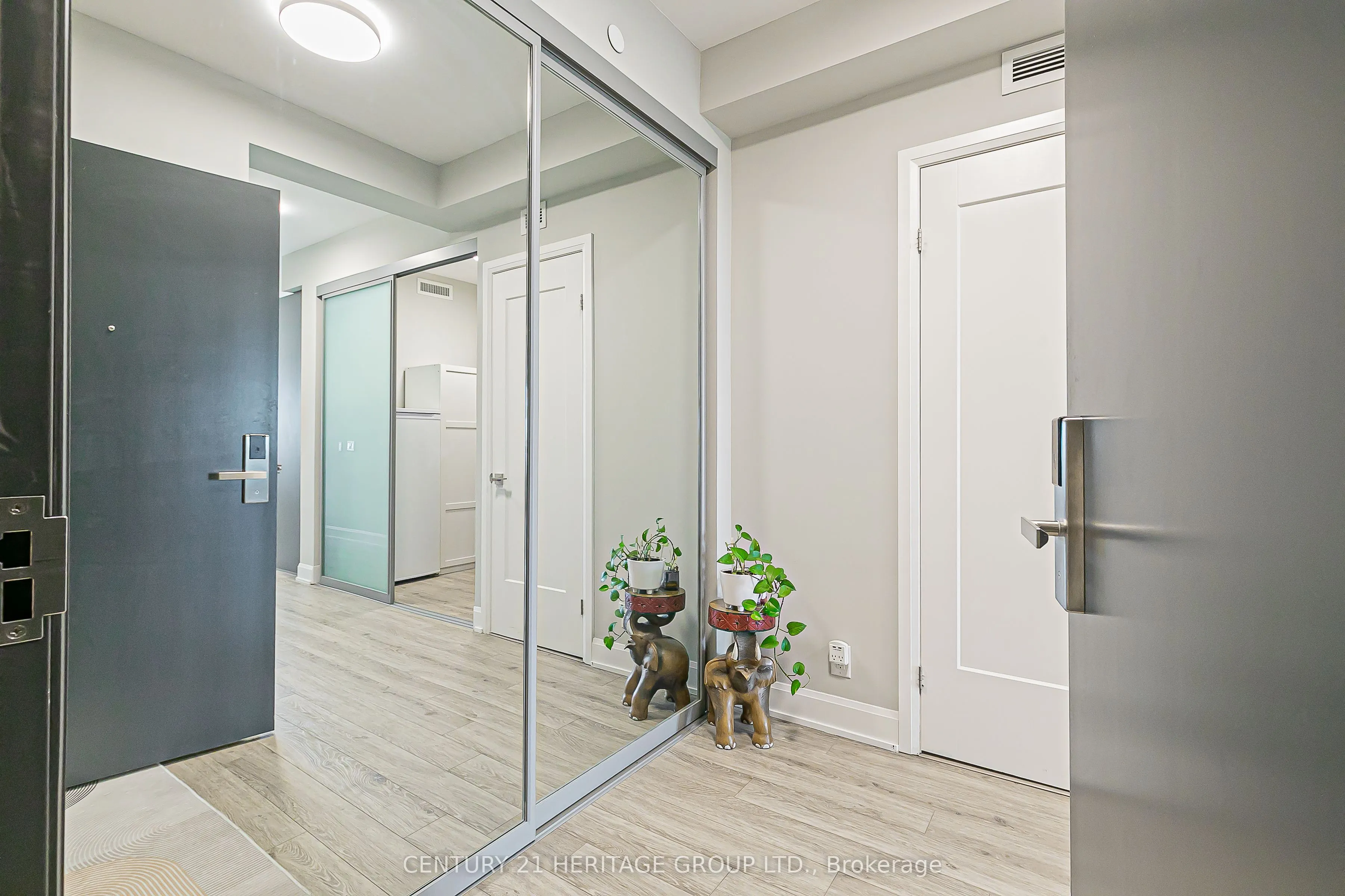 12 Gandhi Lane, #1506