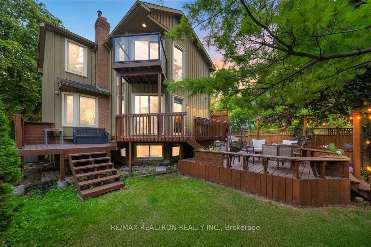 280 Douglas Road