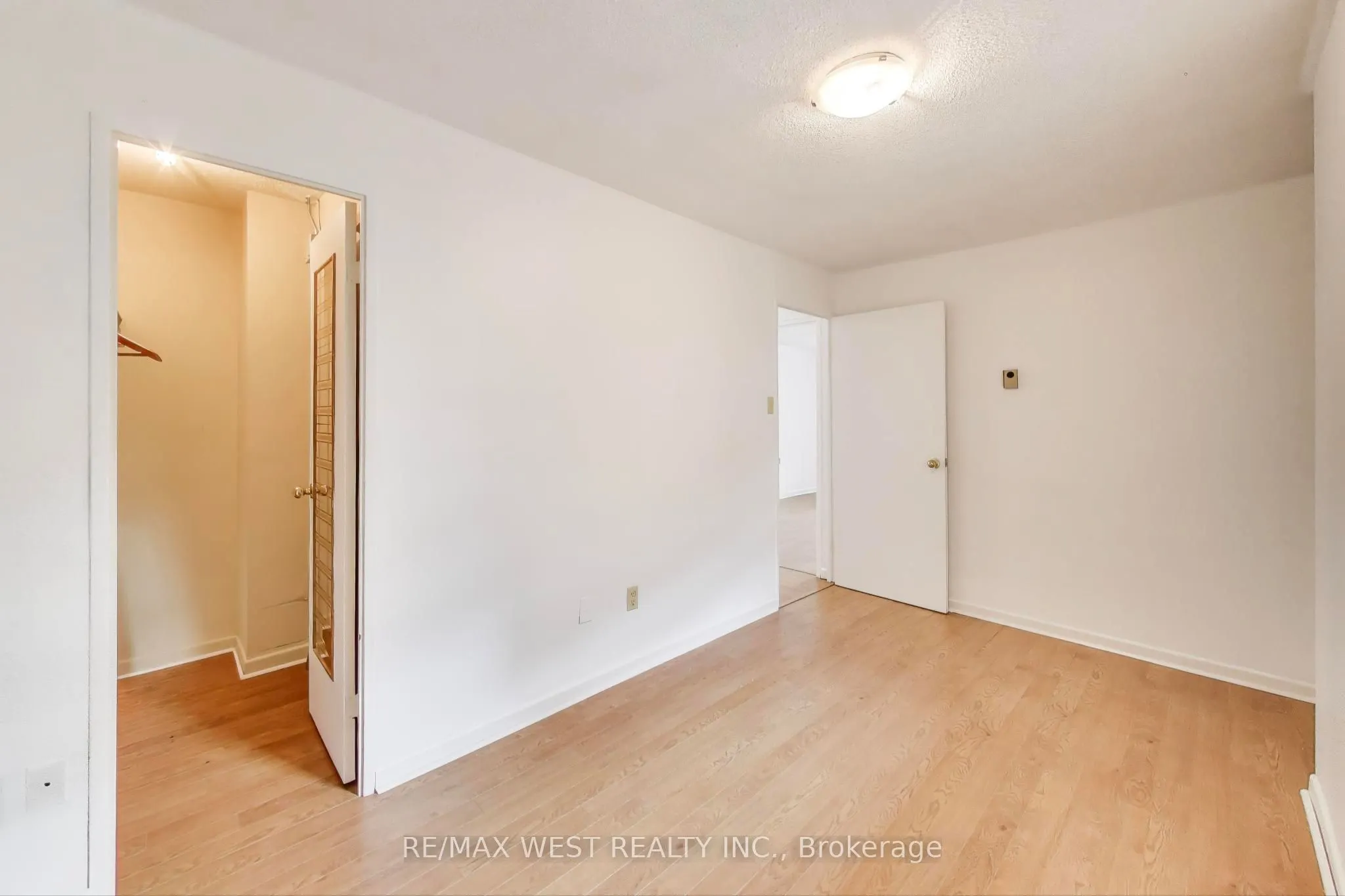 80 Inverlochy Boulevard, #410