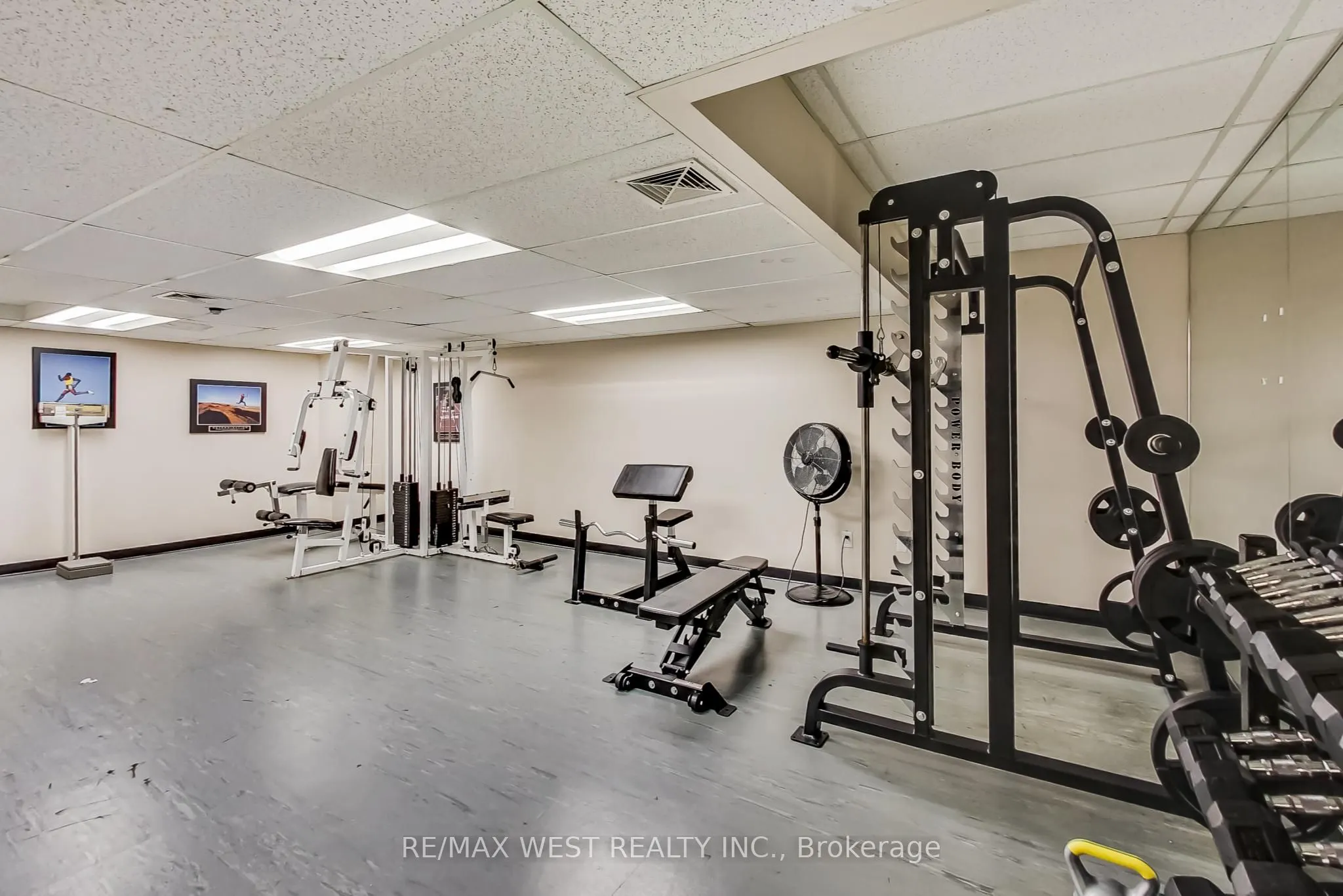 80 Inverlochy Boulevard, #410