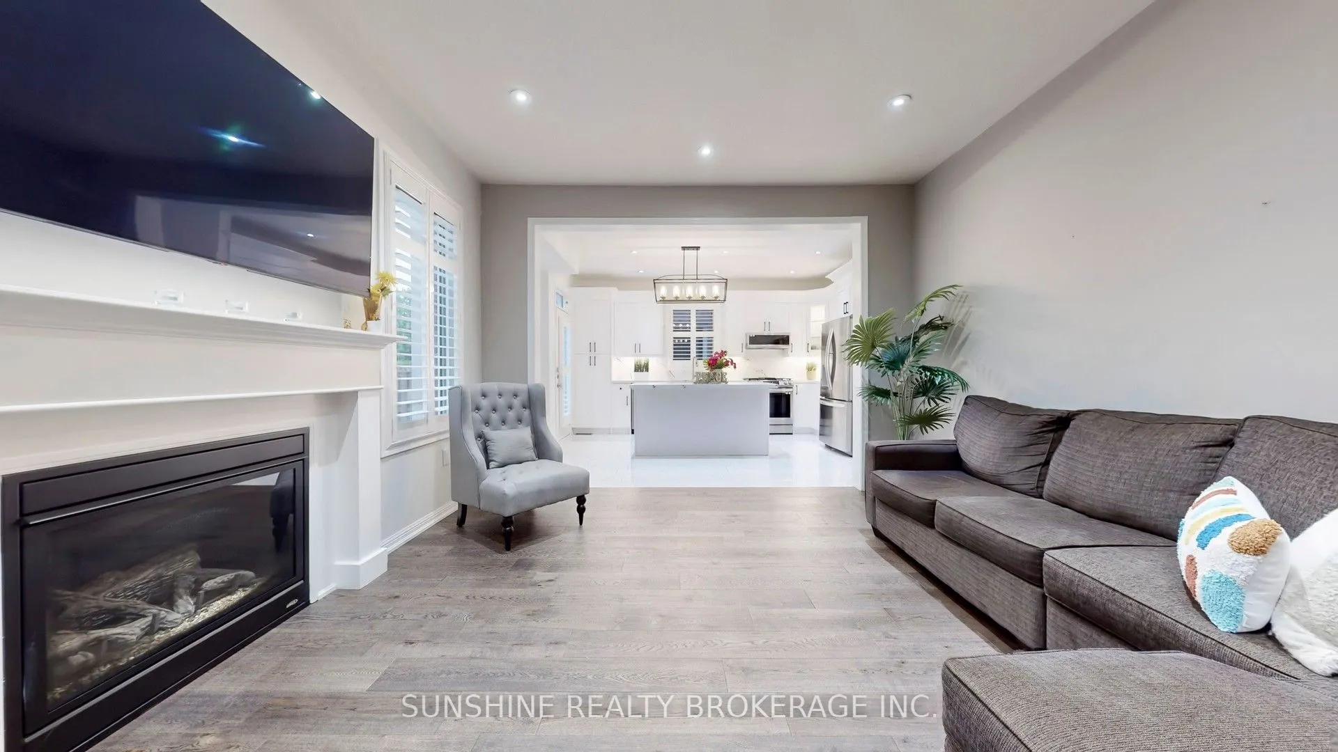 190 Miltrose Crescent