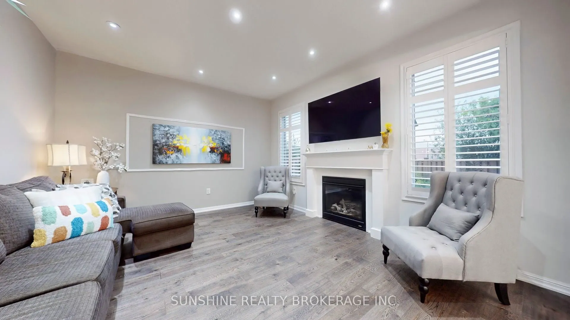 190 Miltrose Crescent