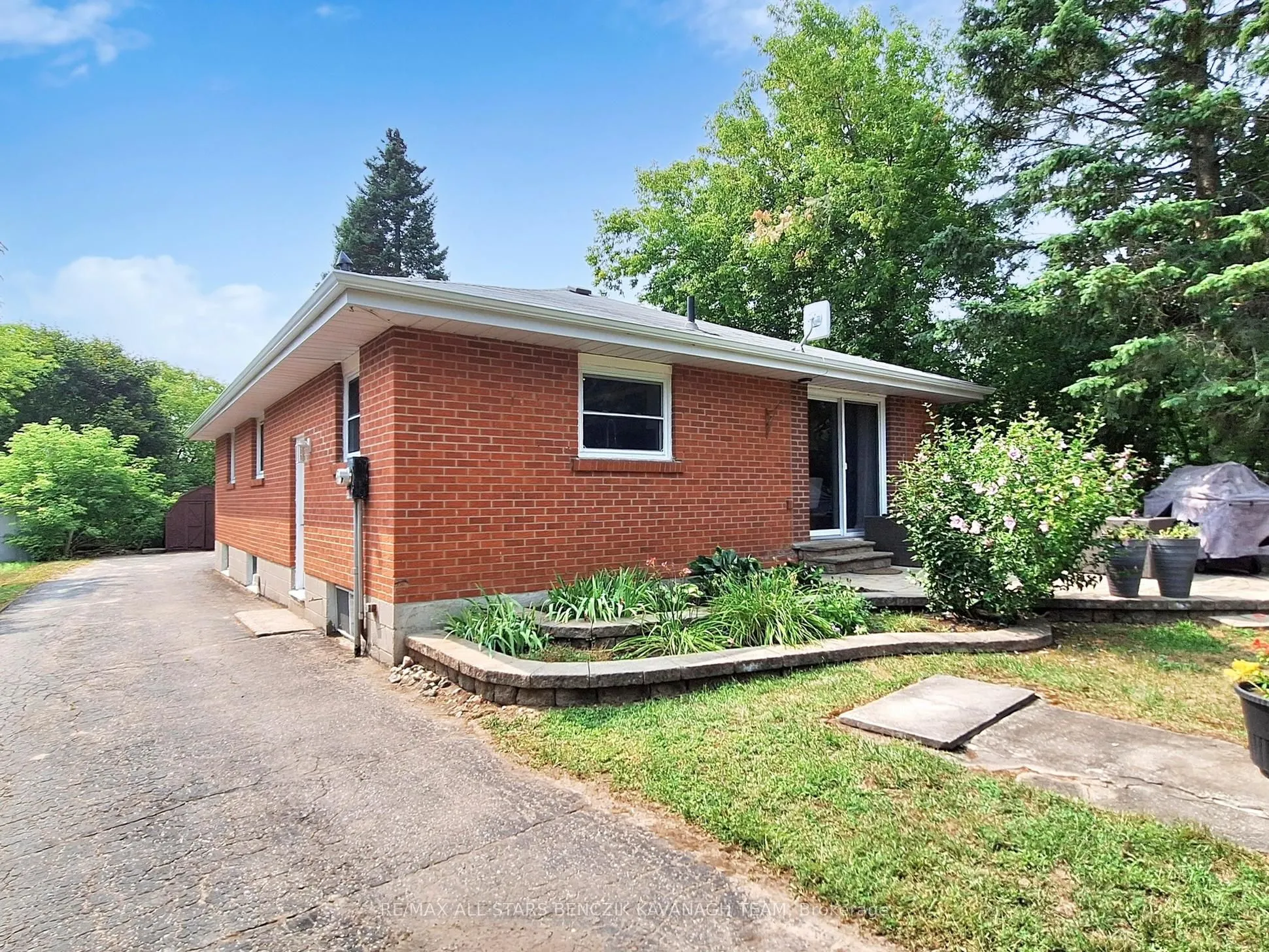 16638 Highway 48