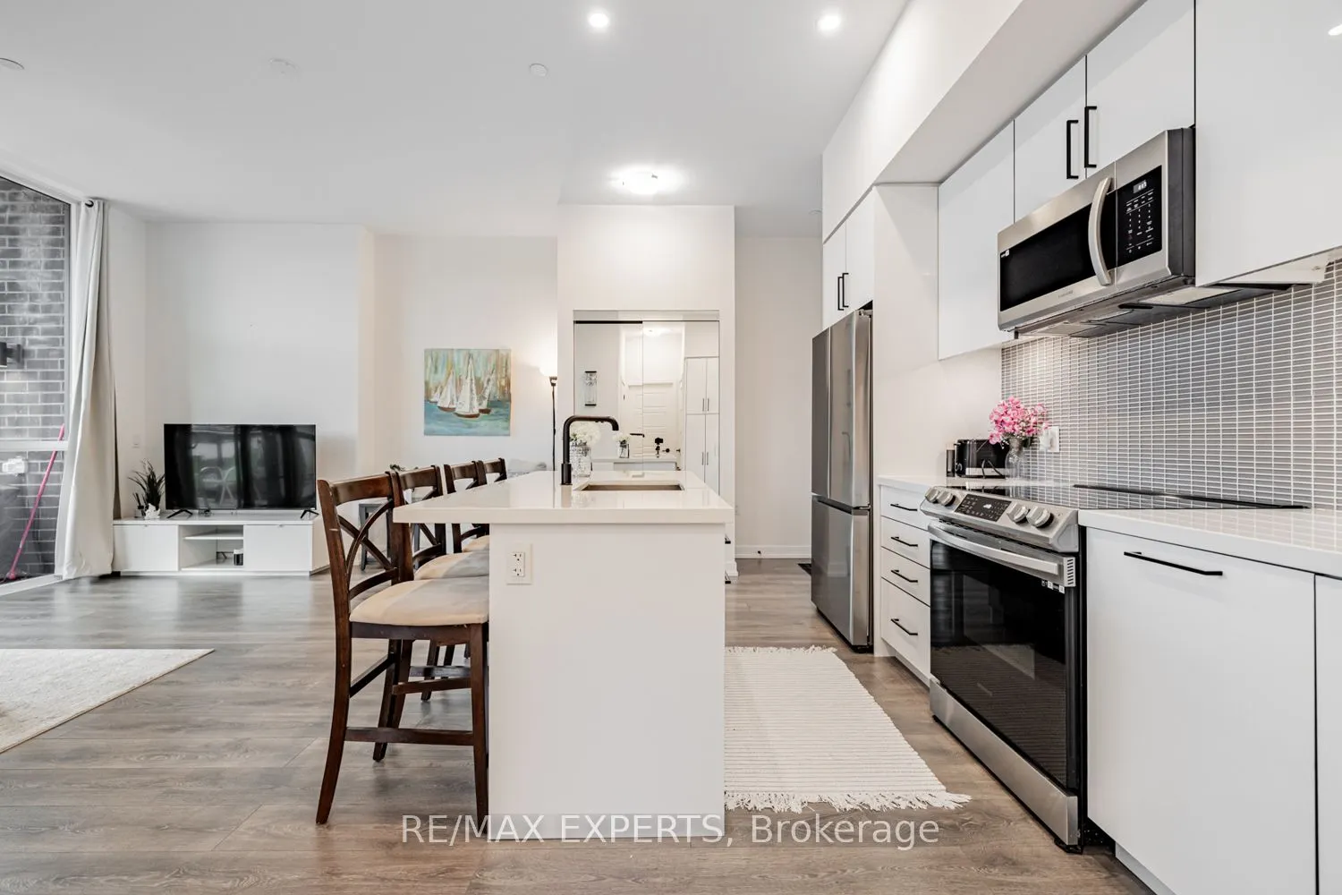 415 Sea Ray Avenue, #105