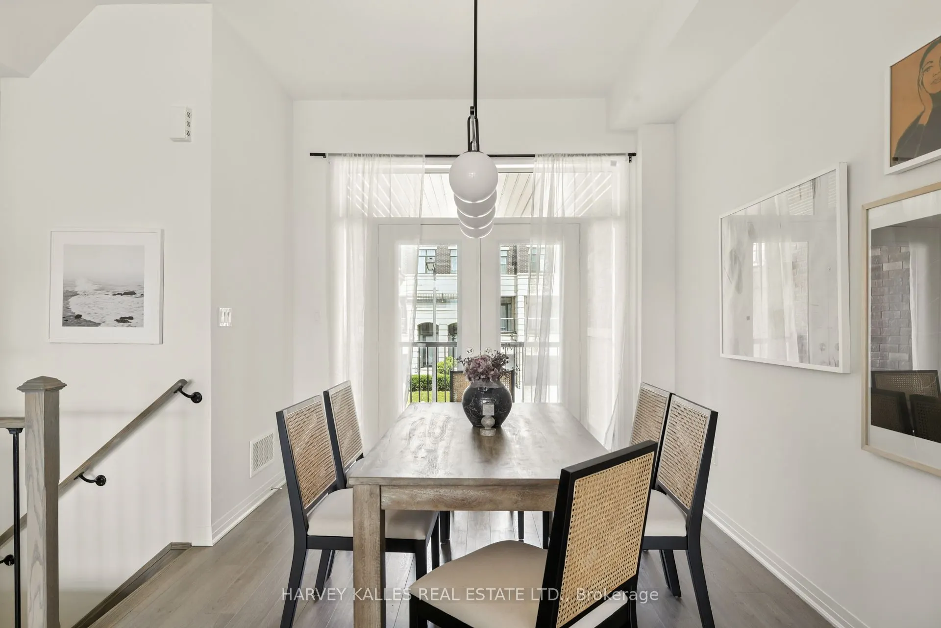 37 Arianna Crescent
