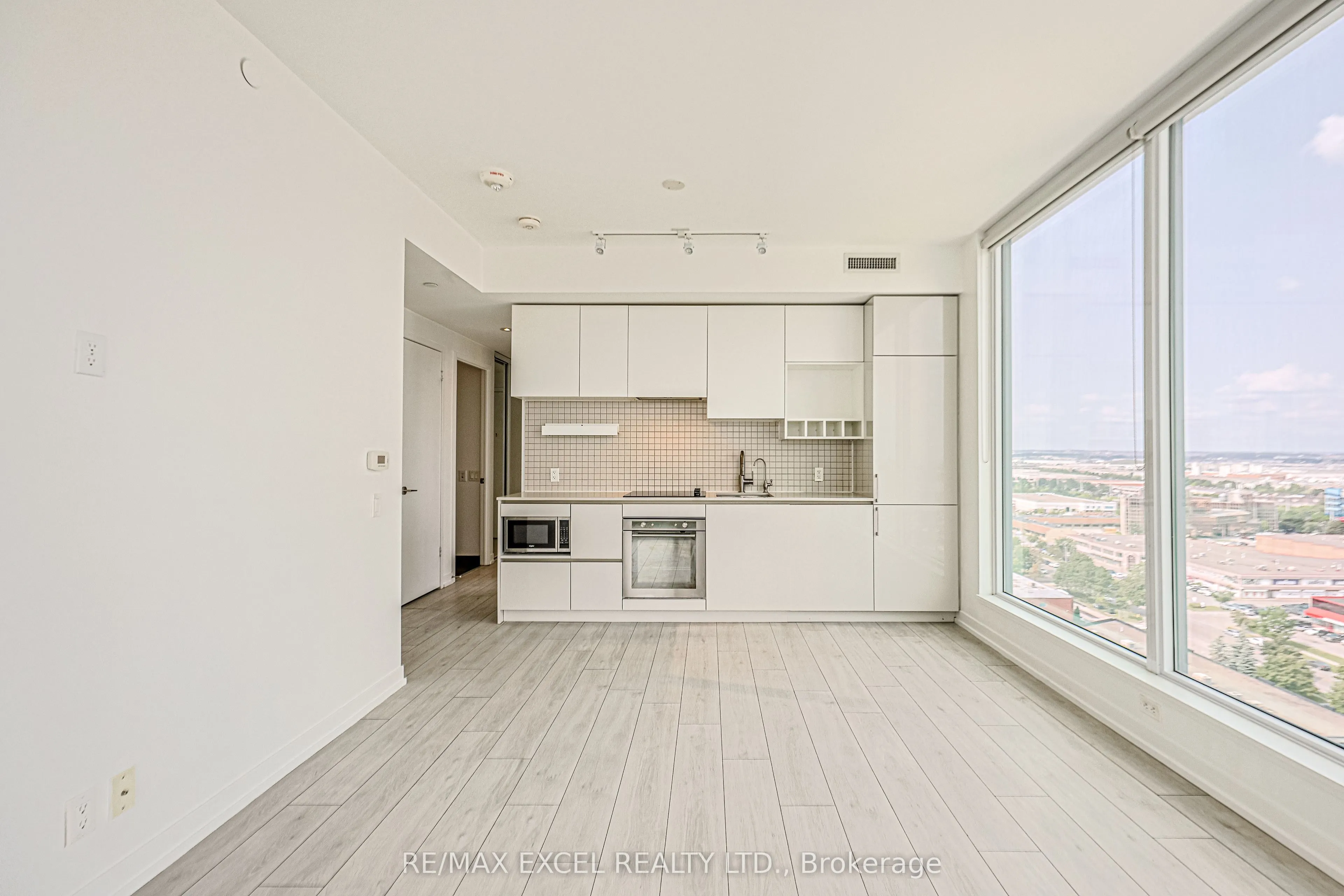 898 Portage Parkway, #1703