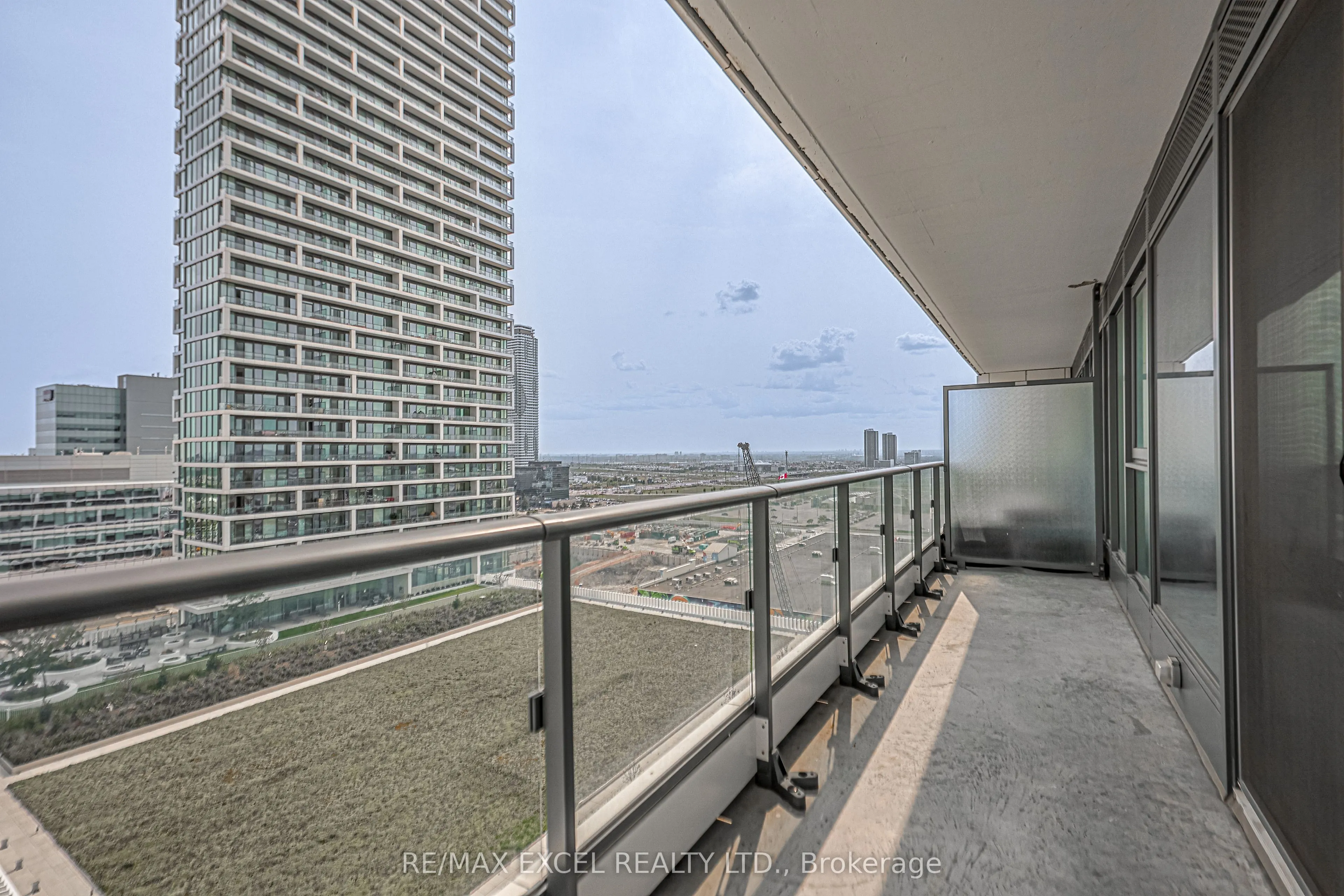 898 Portage Parkway, #1703