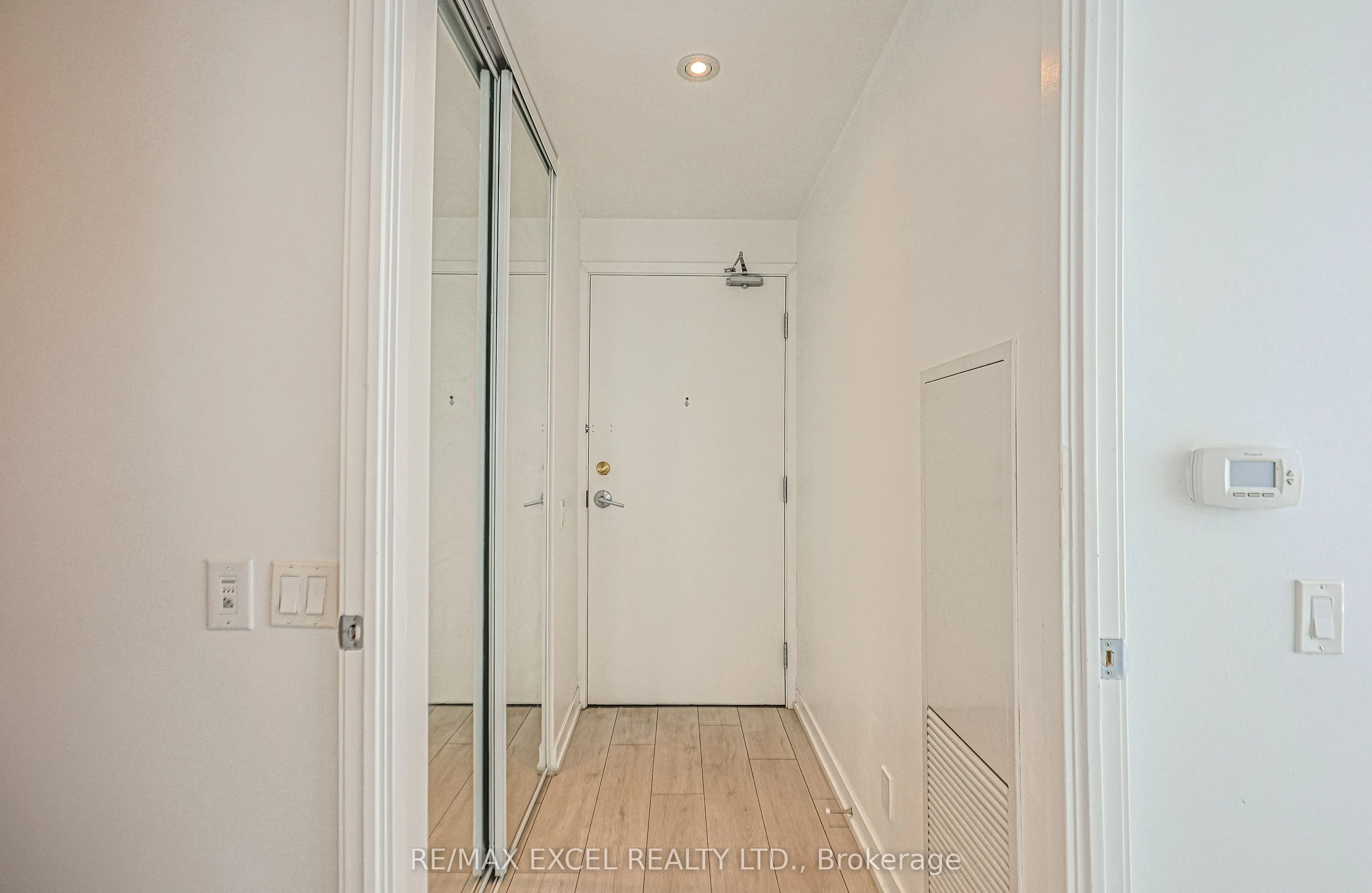 898 Portage Parkway, #1703