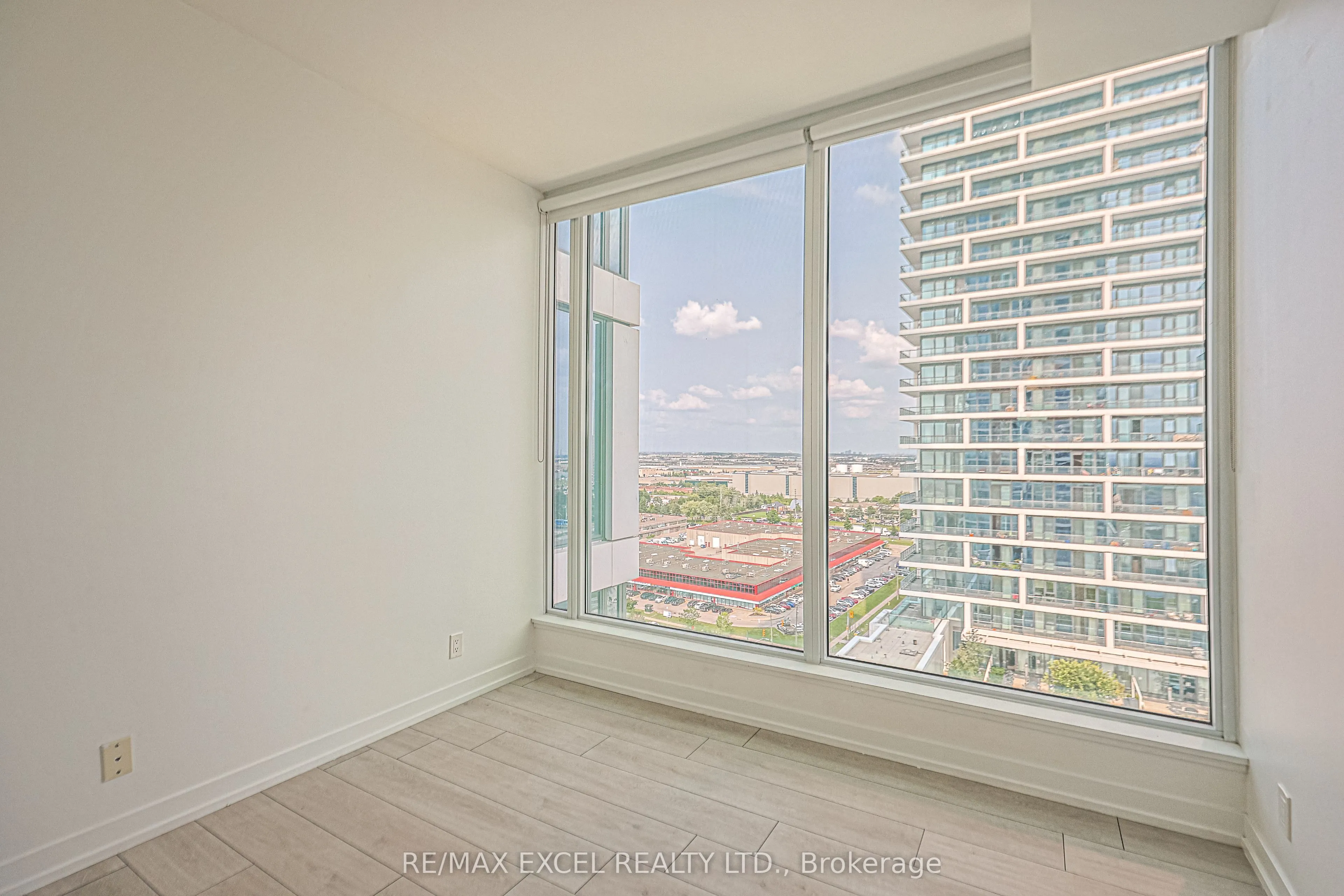 898 Portage Parkway, #1703