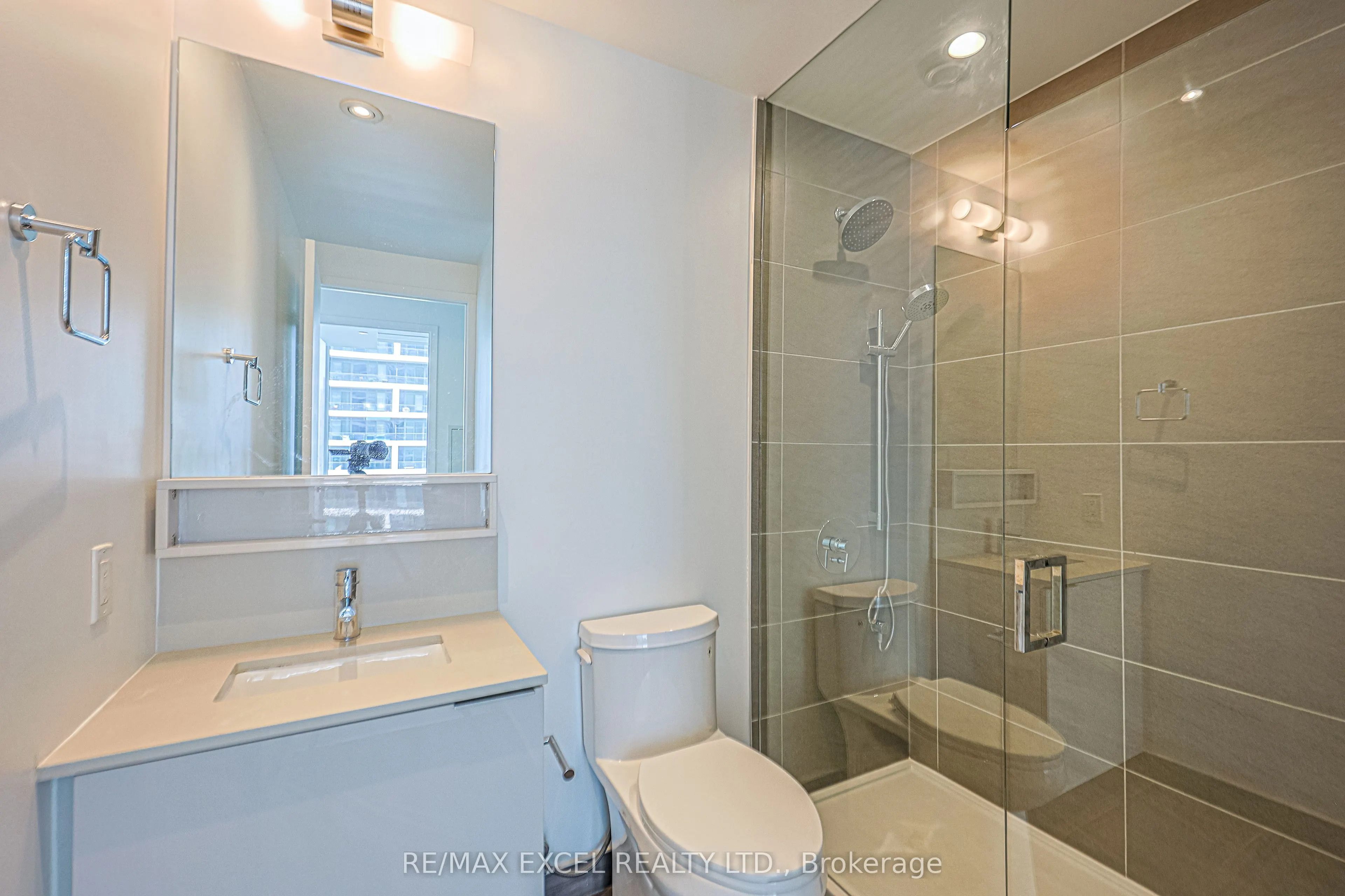 898 Portage Parkway, #1703