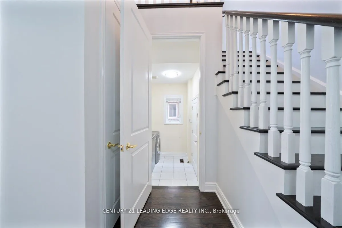324 Chatfield Drive S