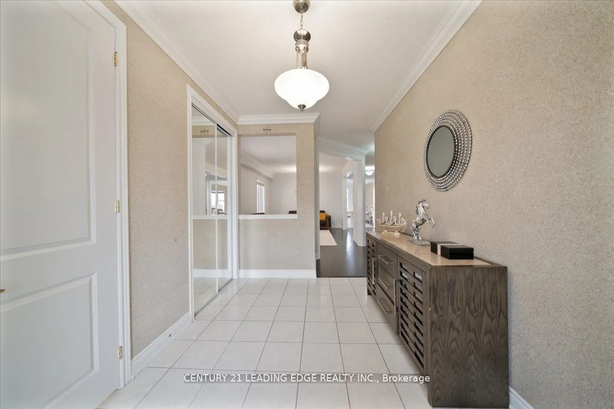 324 Chatfield Drive S