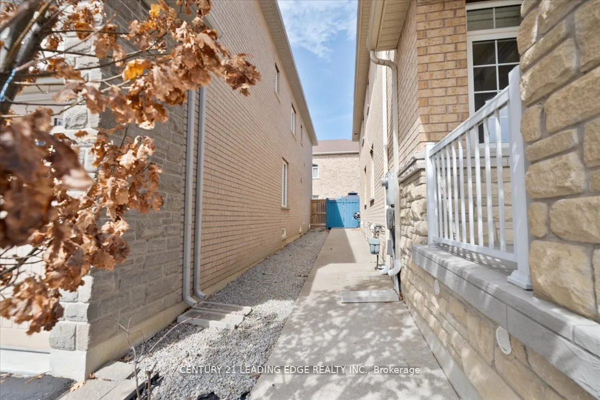 324 Chatfield Drive S