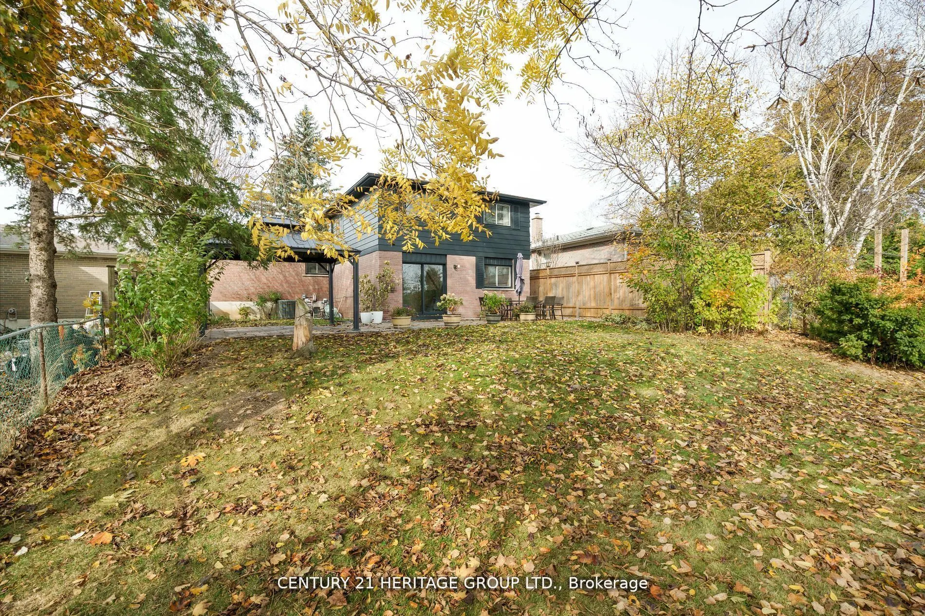 298 Roywood Crescent
