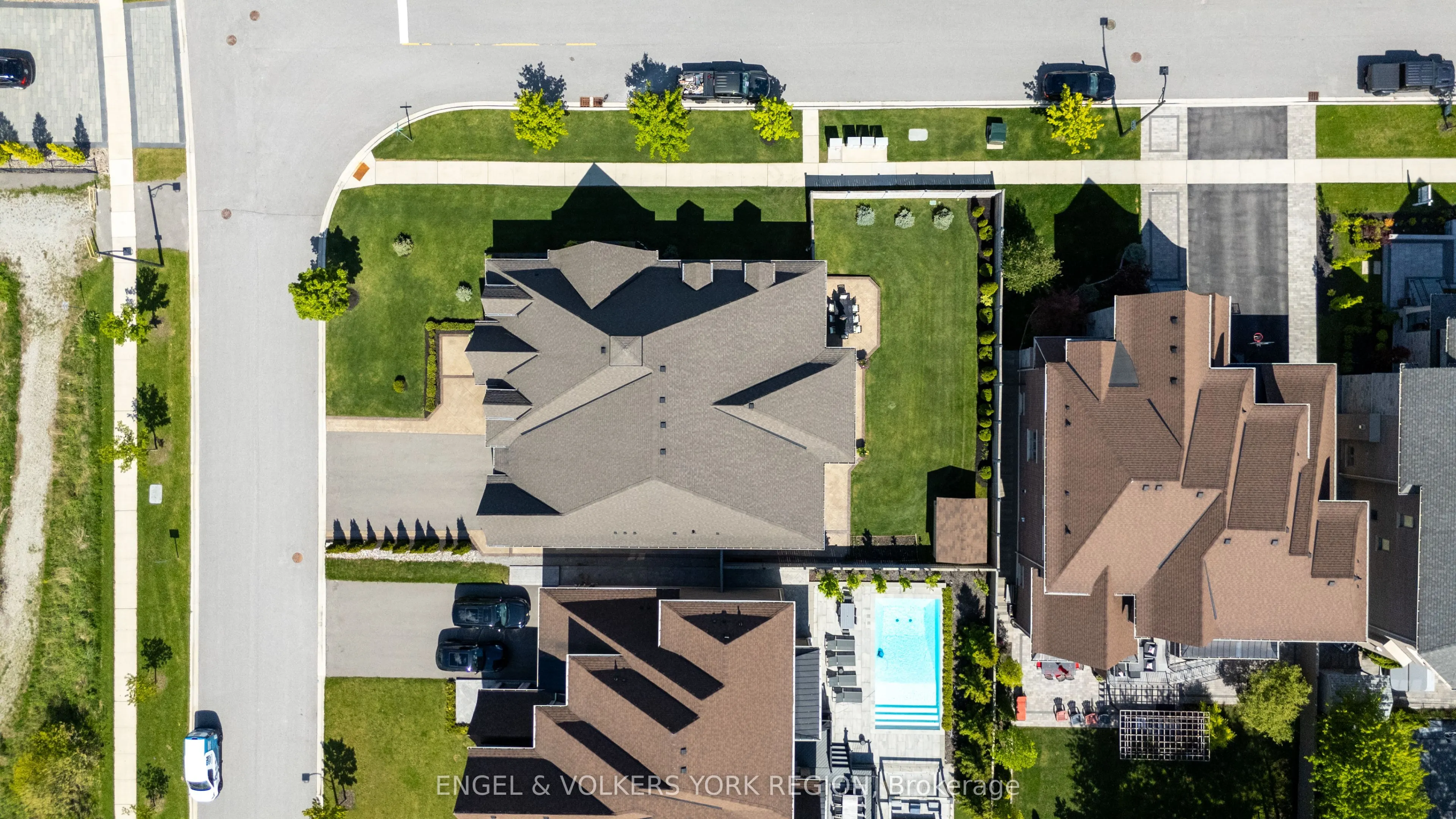 43 James Stokes Court