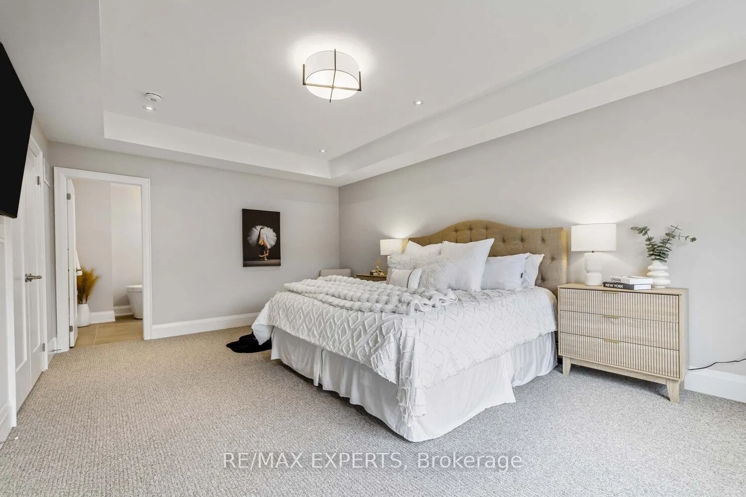 75 Bethpage Crescent