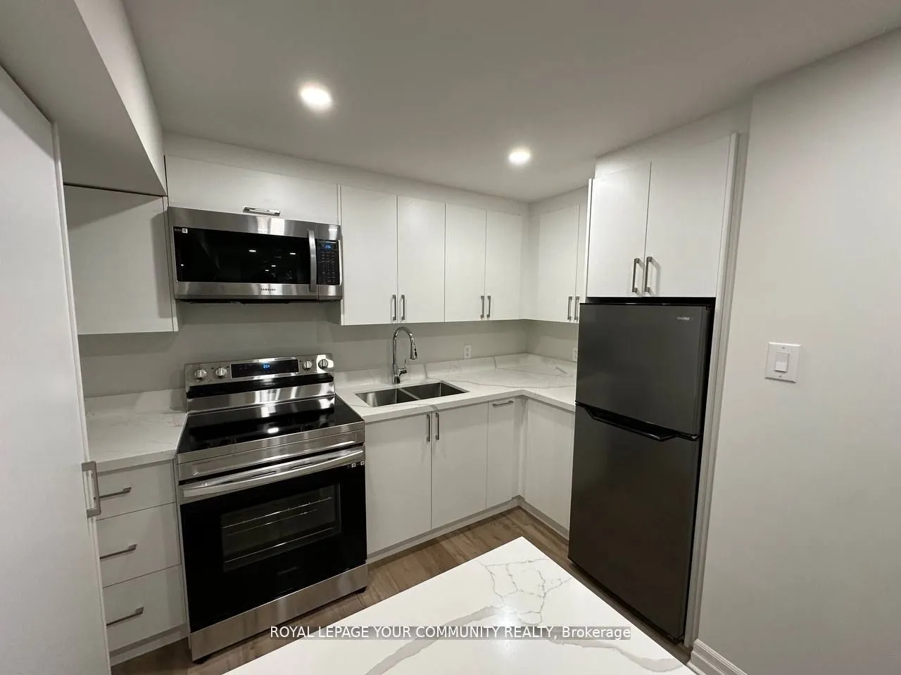 8 Mendys Forest Crescent