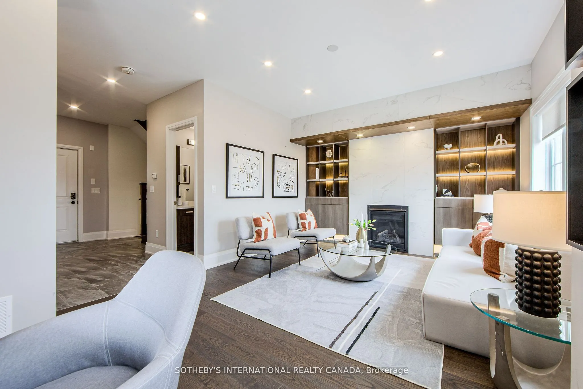 21 Sir Frederick Banting Way, #1