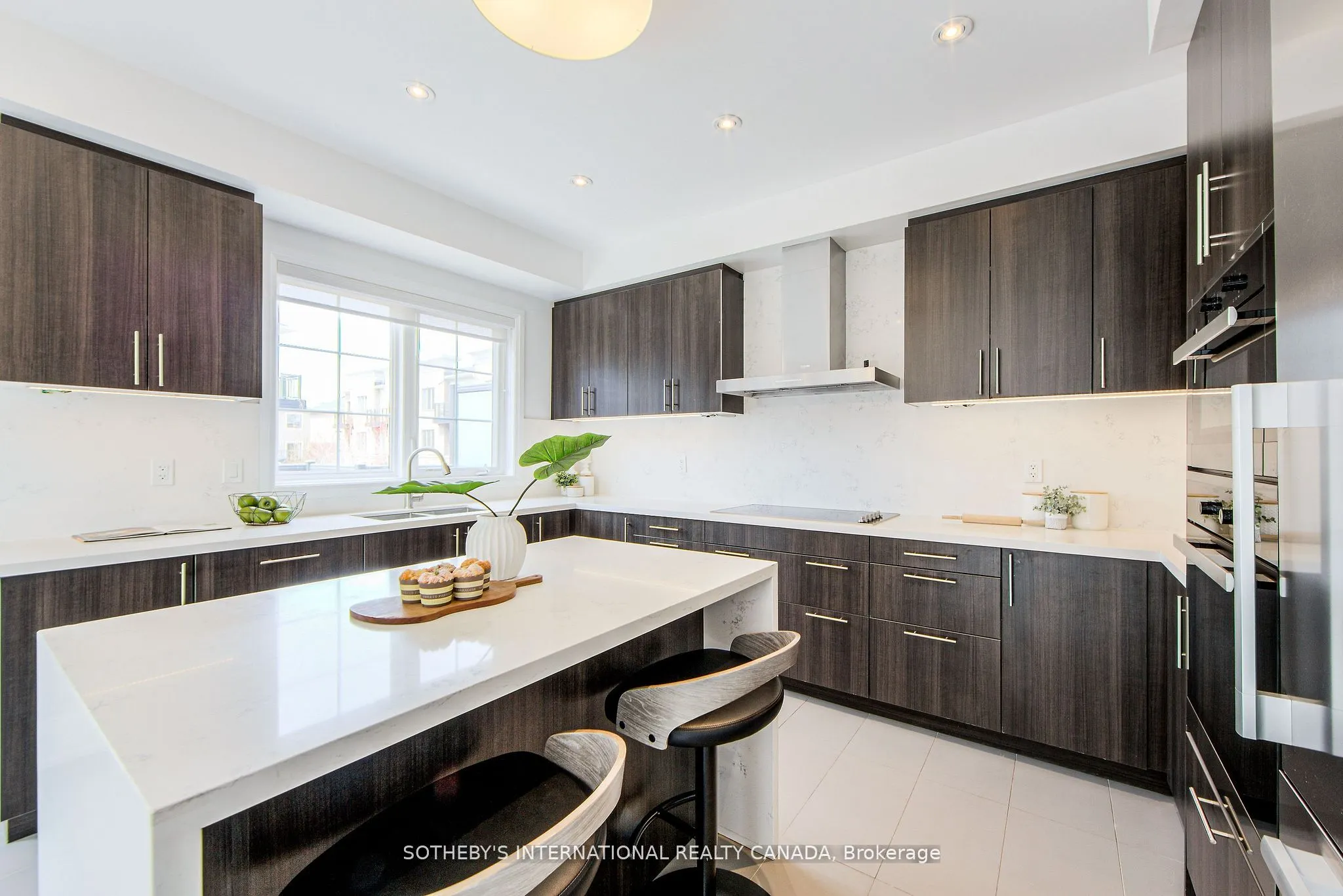 21 Sir Frederick Banting Way, #1